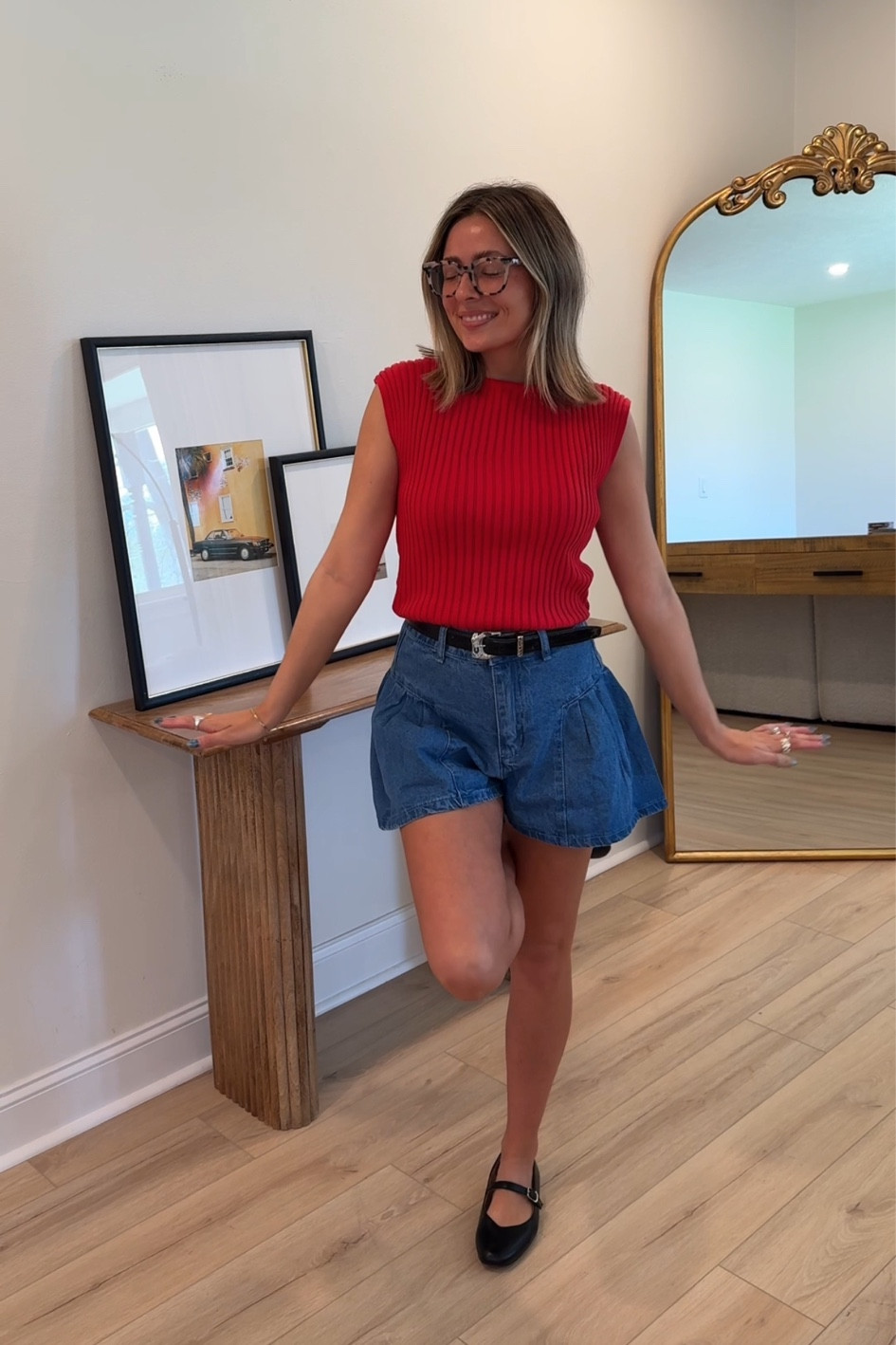 I’m wearing size small in the top and size 4 in the shorts. I’m usually 0, these run small but 4 was the smallest size available. Wish they had a 2!

#LTKstyletip #LTKfindsunder100 #LTKSeasonal