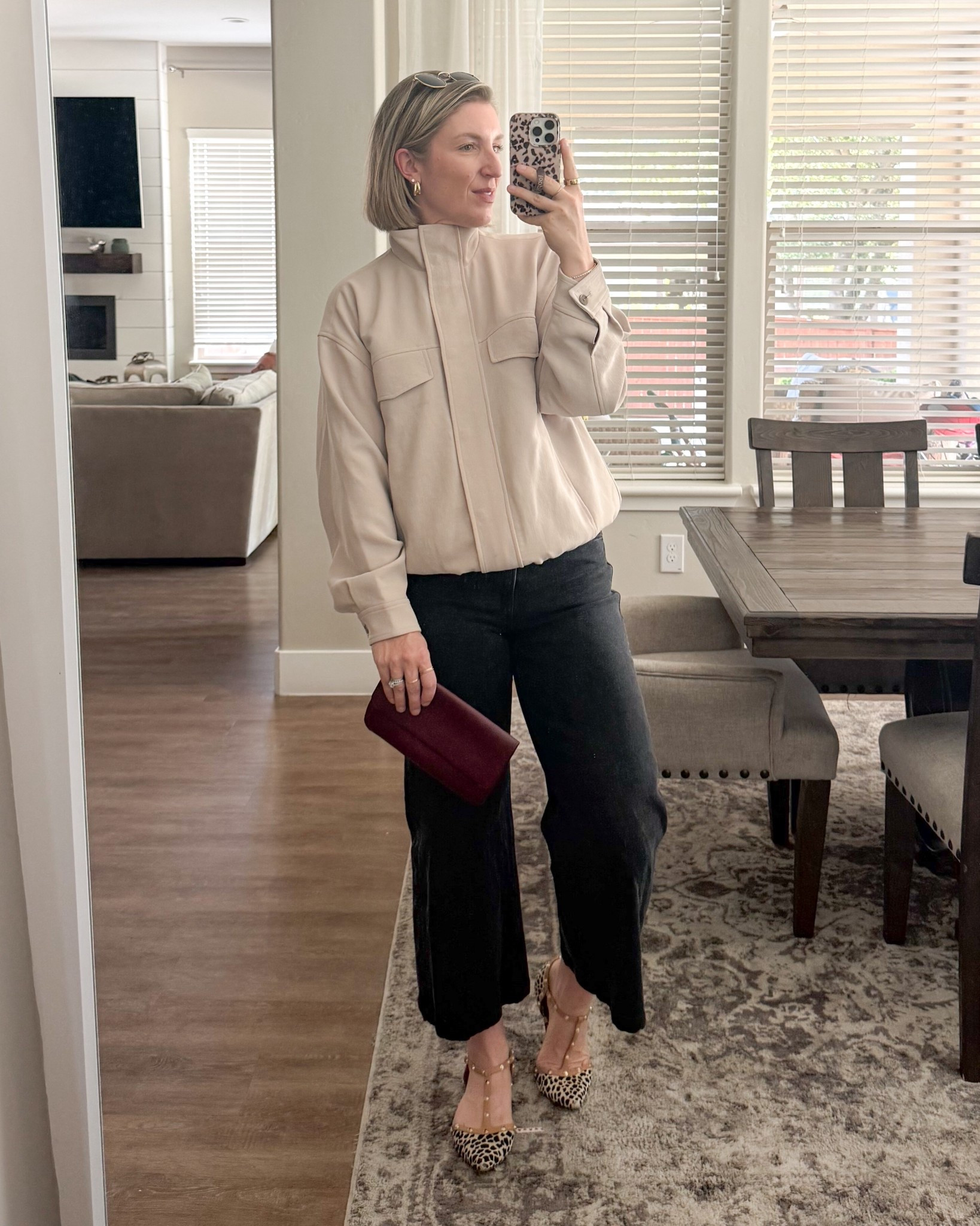 Crop high rise stride!!!

#LTKmomlife #LTKdayinmylife #LTKSpringSale