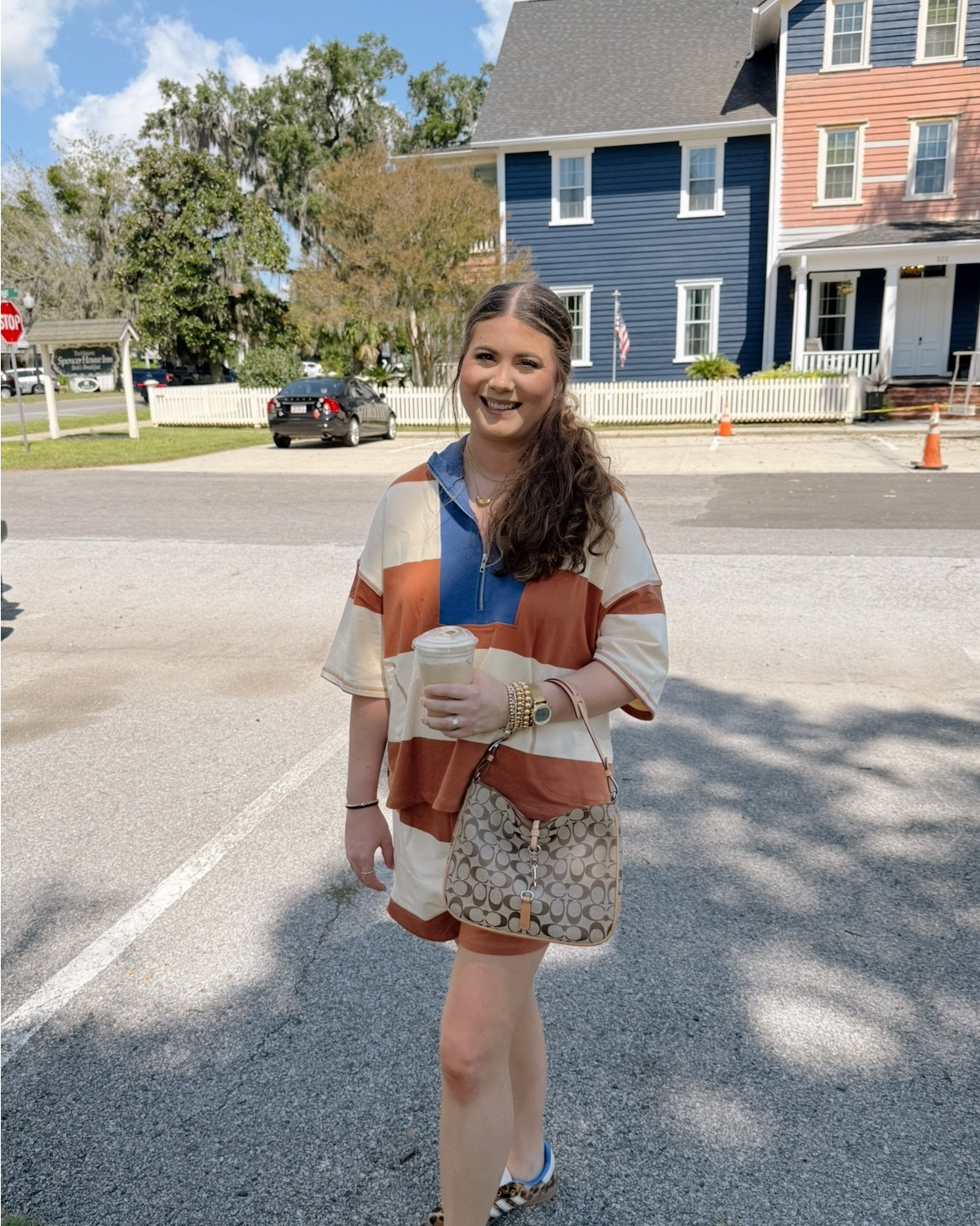 Road trip chronicles🚗🥤🐾🍂

#LTKPets #LTKTravel #LTKSeasonal