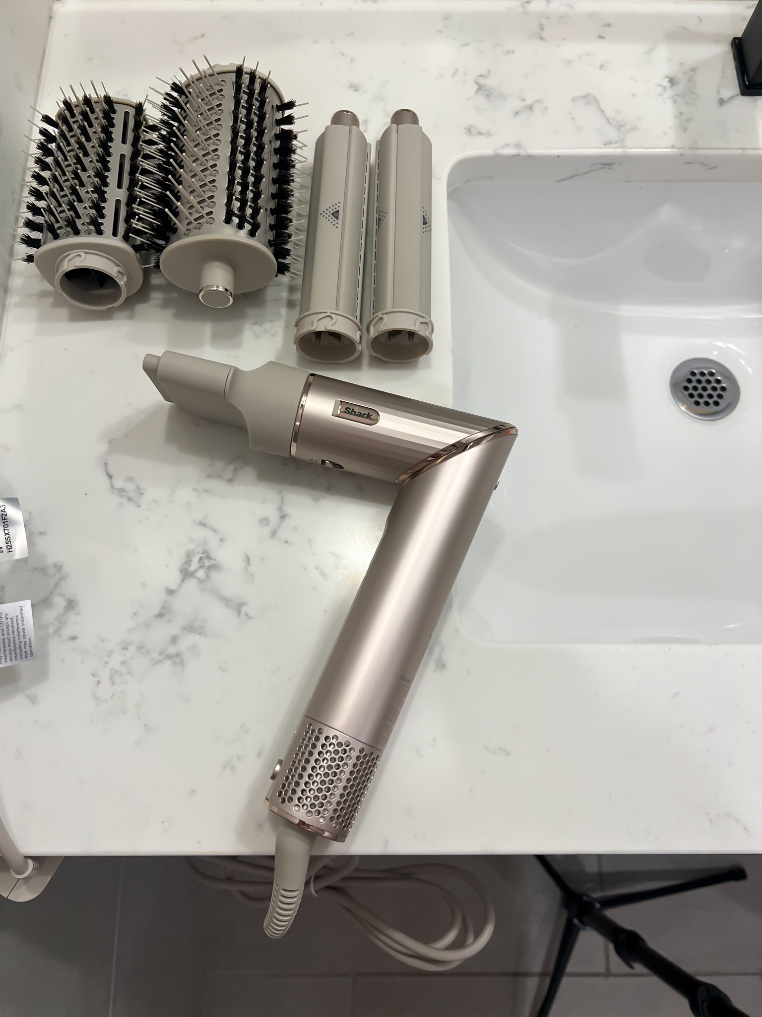 Taking my blowouts to the next level🧚🏼🫧🎀

#LTKCyberWeek #LTKHoliday #LTKbeauty
