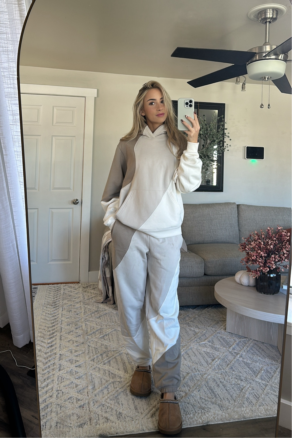 Super comfy oversized set! They already come super oversized (I’m usually a small but ordered an XS) and these are still the perfect baggy fit! 

#LTKActive #LTKSeasonal
