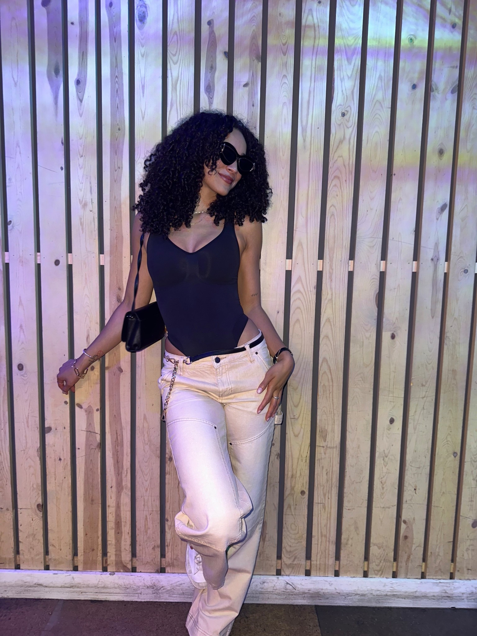 I’ve been looking for baggy low rise denim and I finally found these!!

#LTKStyleTip