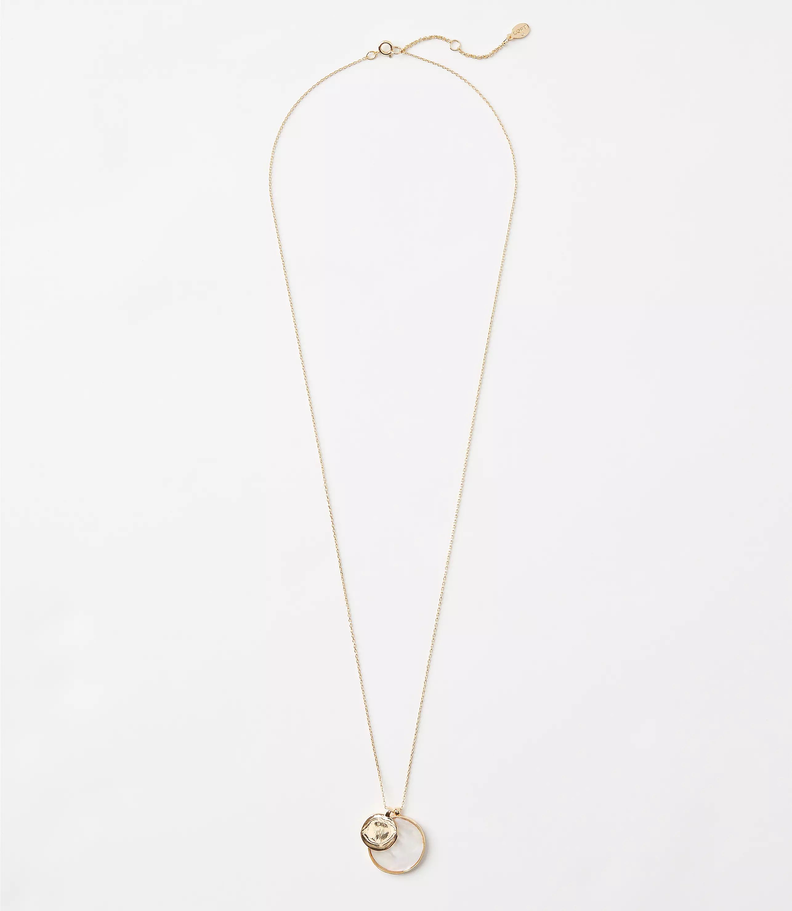 Pearlized Disk Necklace | LOFT