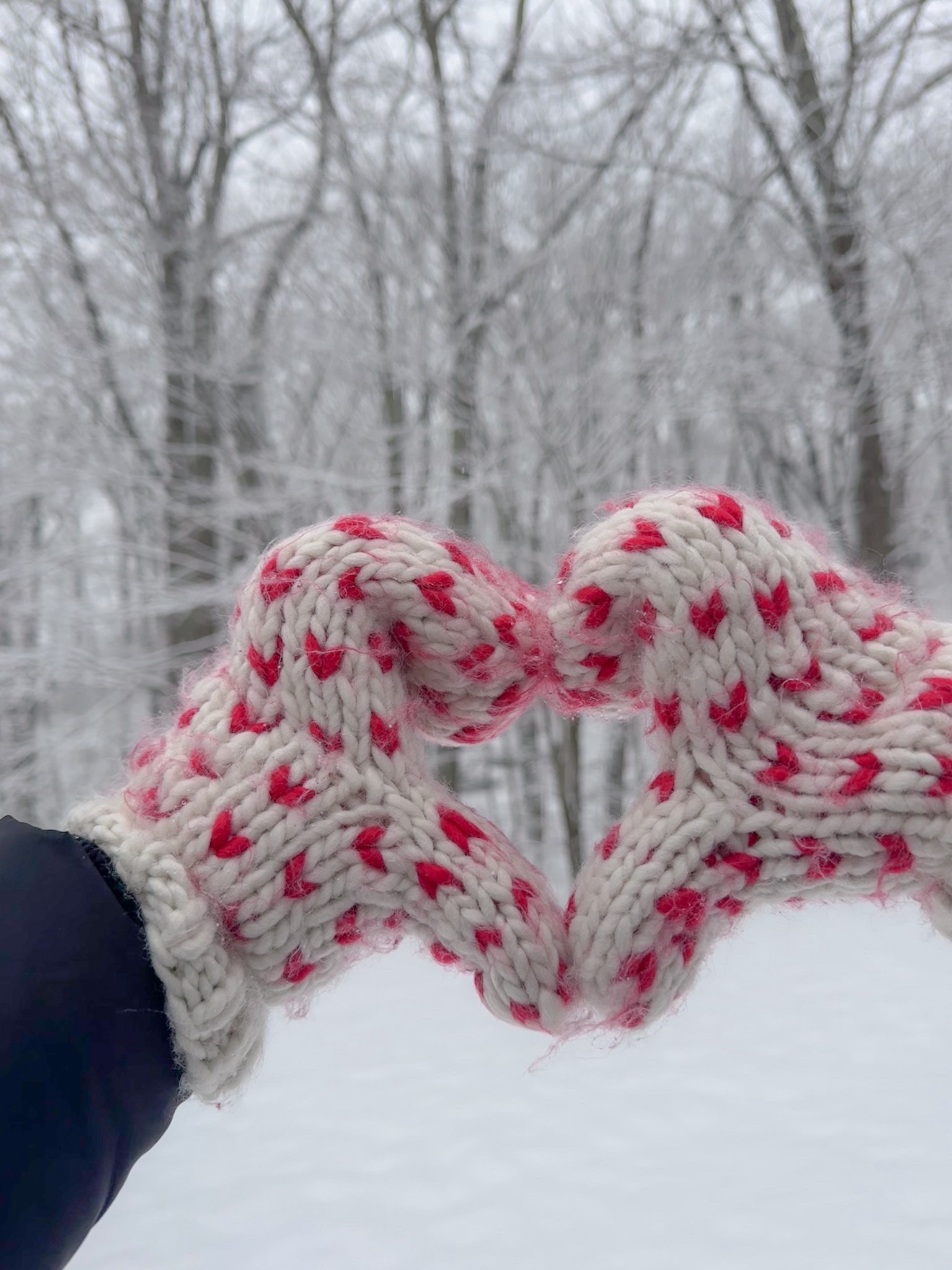 Heart mittens. Mine are old ModCloth ones. ❤️ Linked coat too.

#LTKSeasonal #LTKmomlife