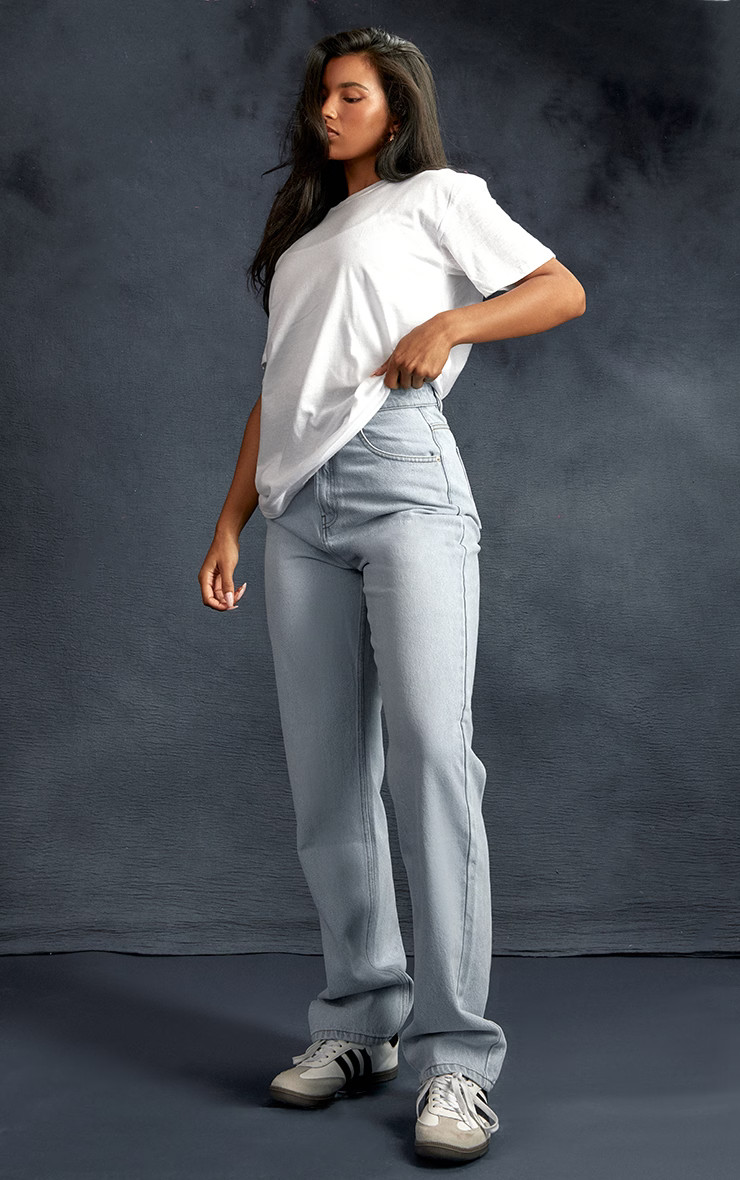 PRETTYLITTLETHING Light Blue Wash High Rise Straight Leg Jeans | PrettyLittleThing UK