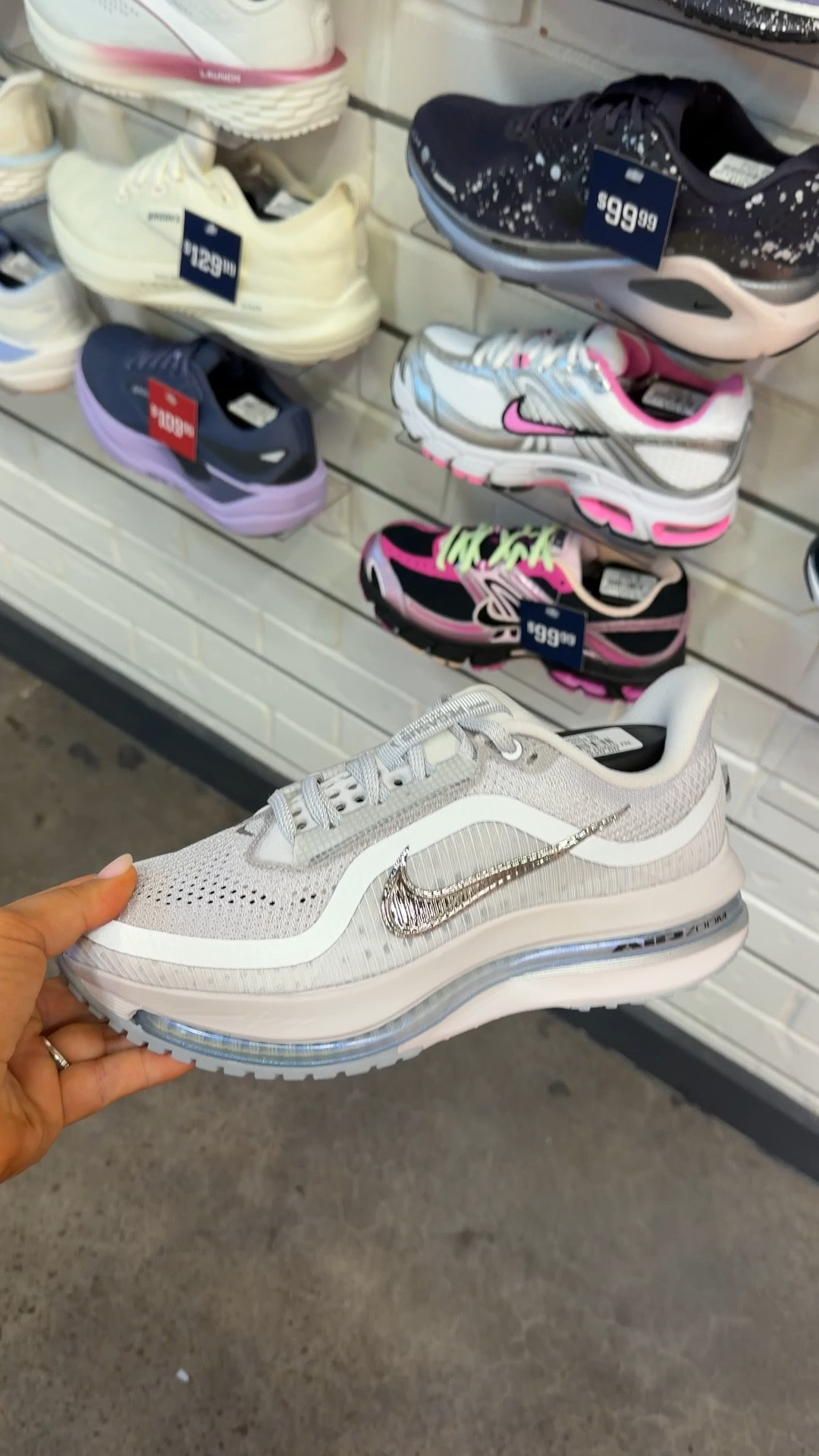 These look so comfy!! Love this colorway

Sneakers 
New sneakers 
Nike 

#LTKfitnessgoals #LTKTravel #LTKSaleAlert