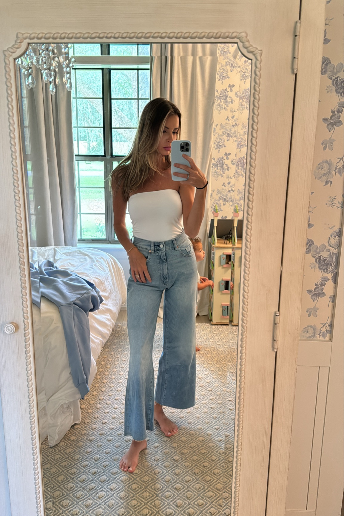 High waisted wide leg jeans 

#LTKFindsUnder100