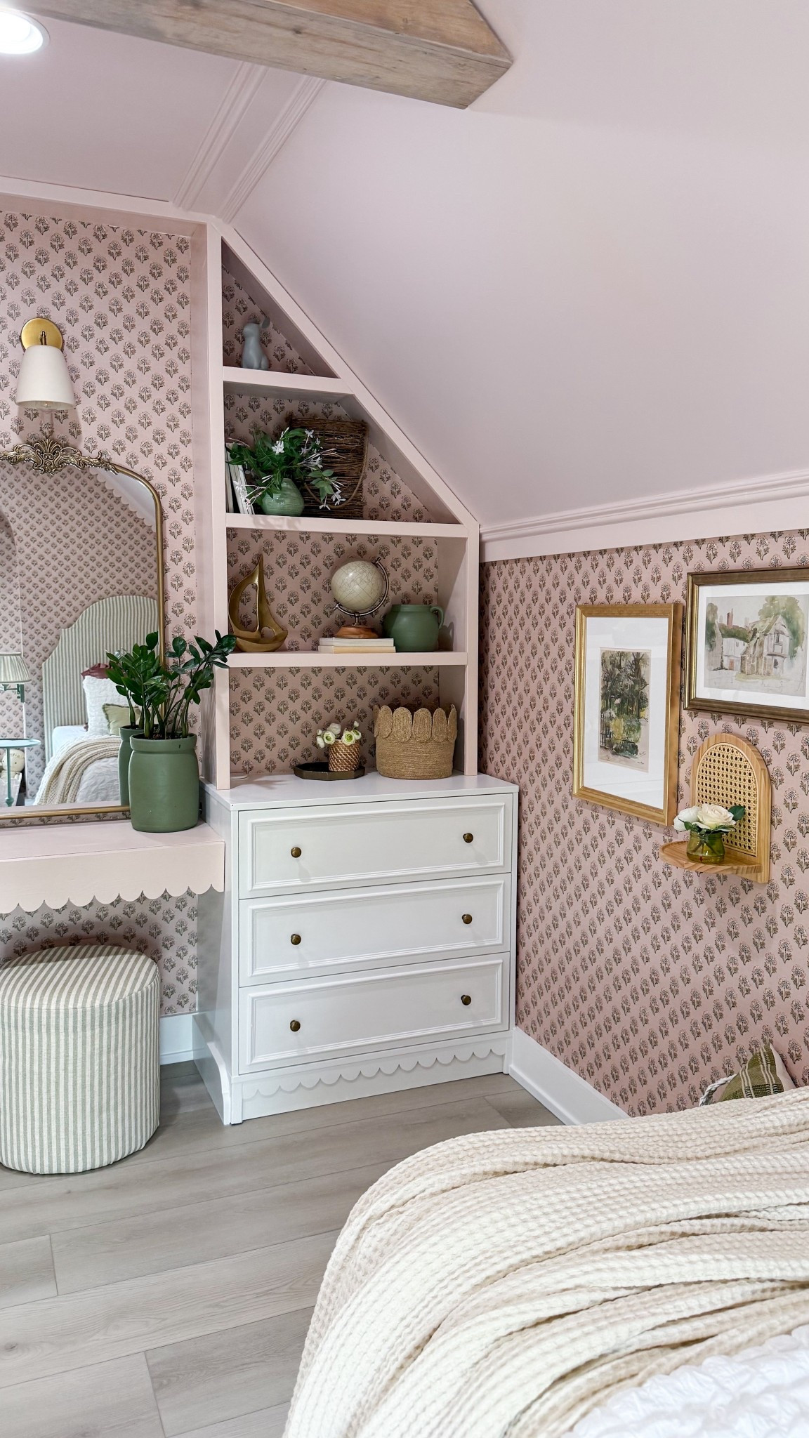 Everything I used to decorate my kids shared bedroom ✨



#LTKSaleAlert #LTKKids #LTKHome