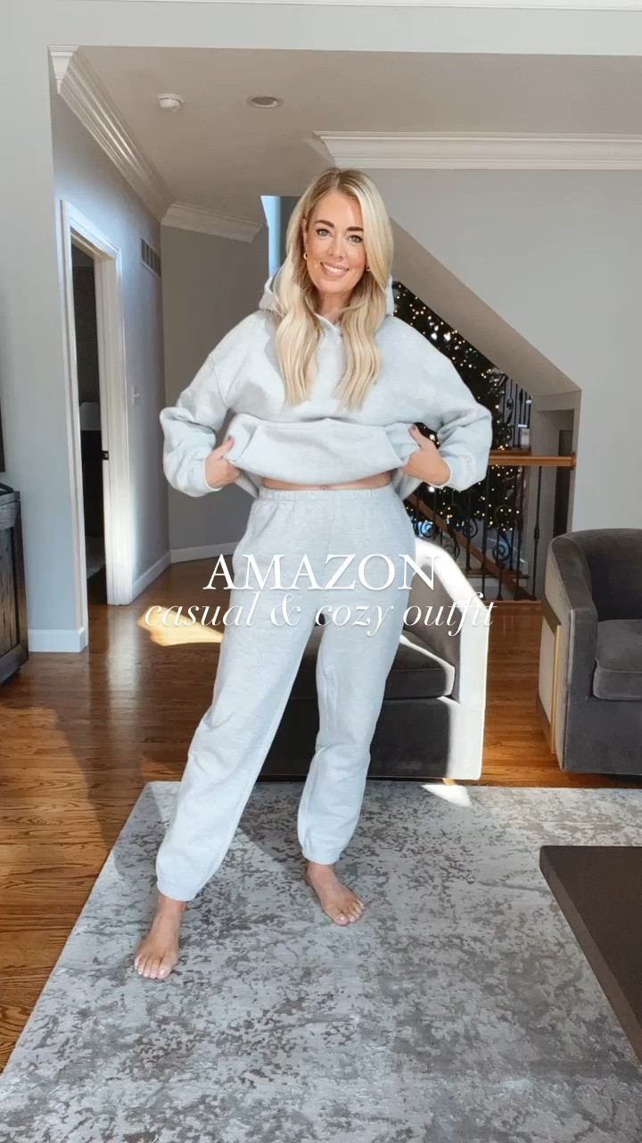 Amazon Outfit Idea // this set is so comfy! It’s perfect for those when you just want to stay in your pj’s! Everything fits true to size.

Casual outfit, sweatshirt, sweatpants, travel outfits, airport outfit, Amazon outfit 

#LTKfindsunder100 #LTKstyletip #LTKSeasonal