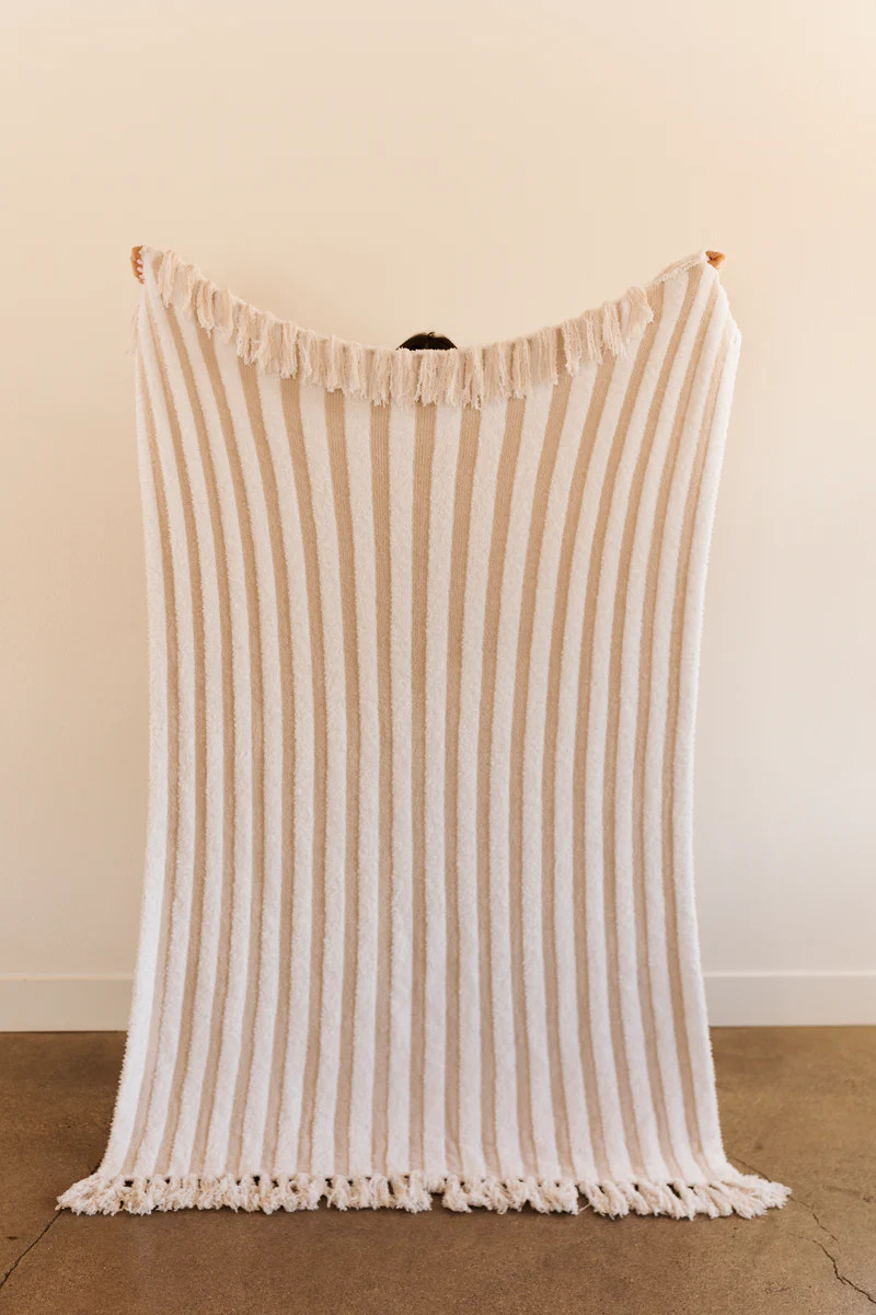Beveled Stripe Blanket With Tassels | Shop Staykation