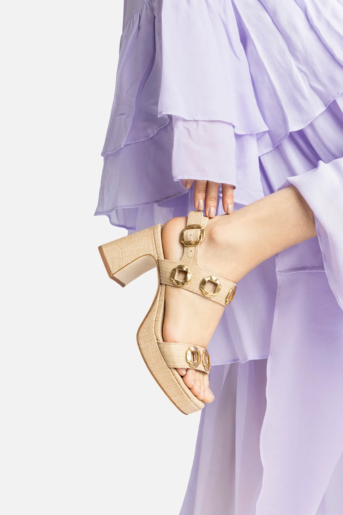 Milan Dolly Low In Beige Raffia | Larroude