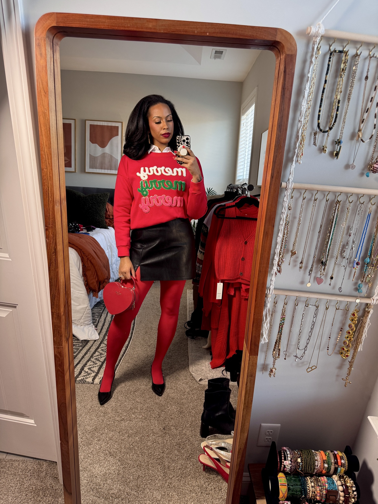 Christmas outfit Inspo

Sweatshirt is from Kirkland’s 

#LTKTall #LTKHoliday #LTKootd