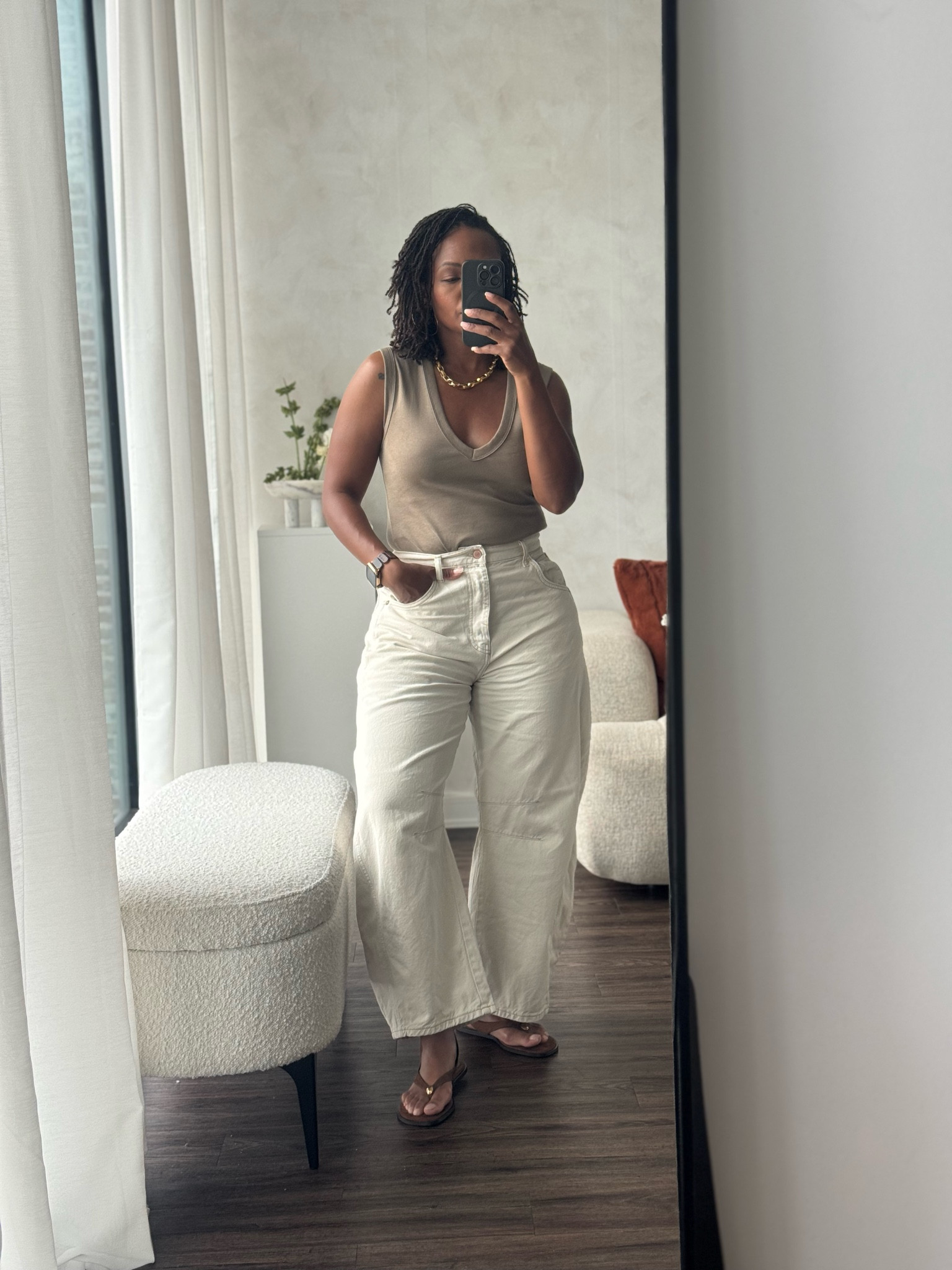 A salon day look… just wearing my clothes ! 

I’m 5,2 size 8 
Jeans size 29 , top -small

#LTKootd #LTKSeasonal #LTKOver40