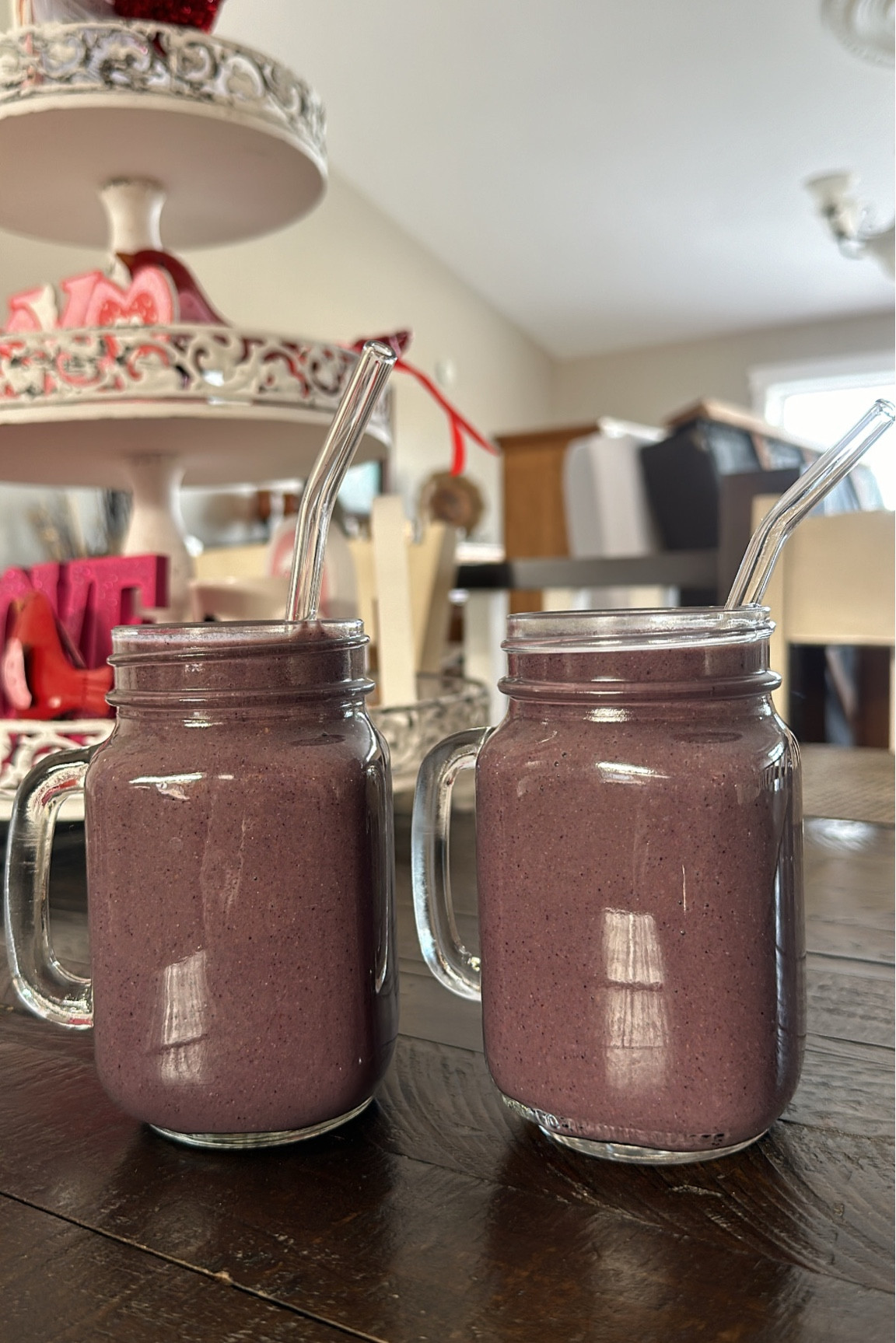Mason jar cups, smoothie cups, aesthetic cups, glass cups, glass straws, cute cups, home, kitchen, glasses, glassware 