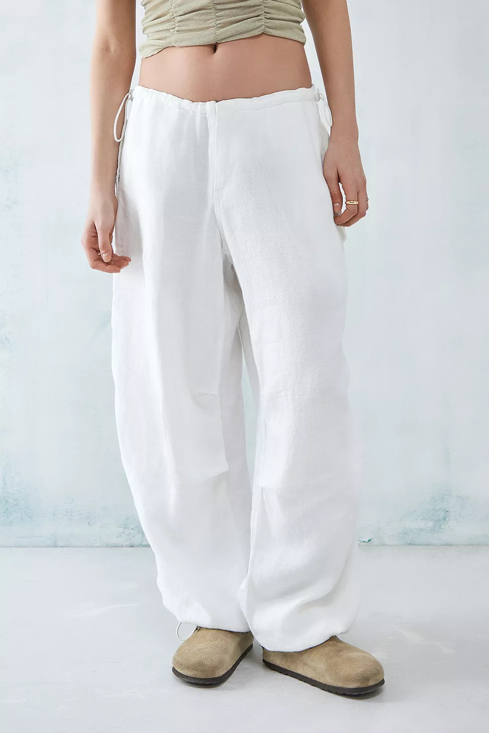 BDG Pantalones Tech holgados de lino blanco | Urban Outfitters (US and RoW)