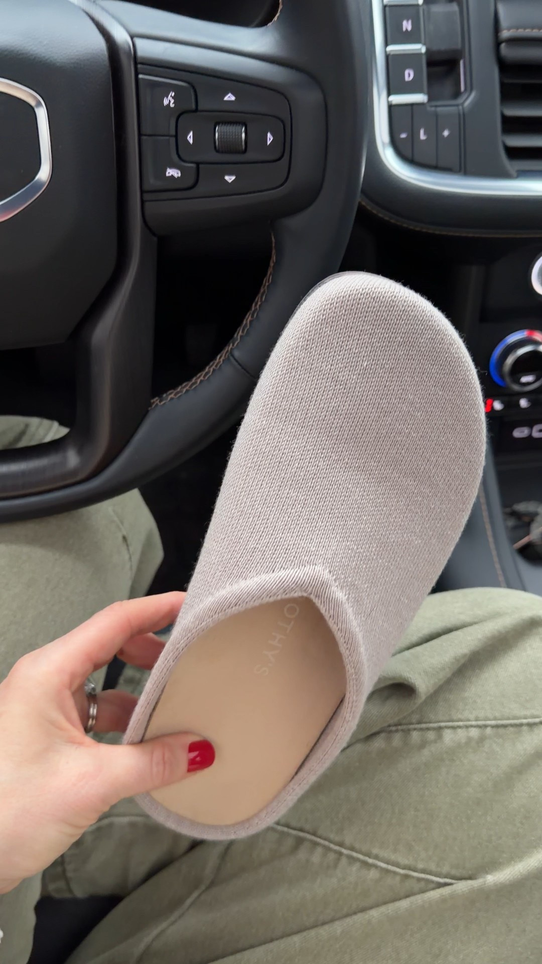 Obsessed with my new Rothy’s clogs. An updated look from the Birk. Machine washable super comfortable, great arch support and currently on sale! $50 off $150 shipped in time for Christmas!

Gift guy, gifts for her, gifts for him, Rossi, Birkenstock, holiday, Christmas, casual, mom, outfit, OOTD, shoe crush, shoe love, clog, Slipper, mule

#LTKootd #LTKGiftGuide #LTKSaleAlert