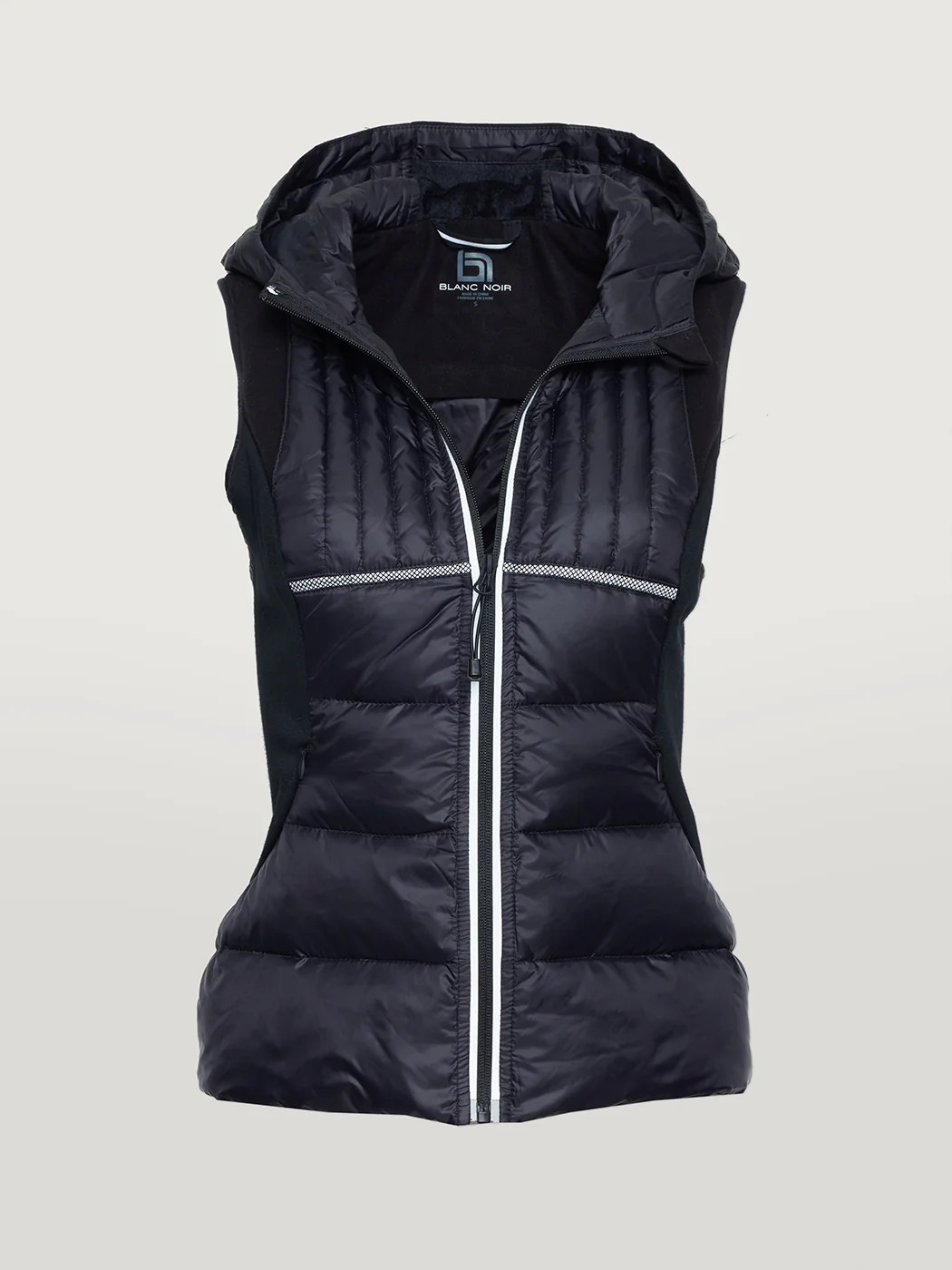 Reflective Inset Featherweight Vest - Black | Carbon38