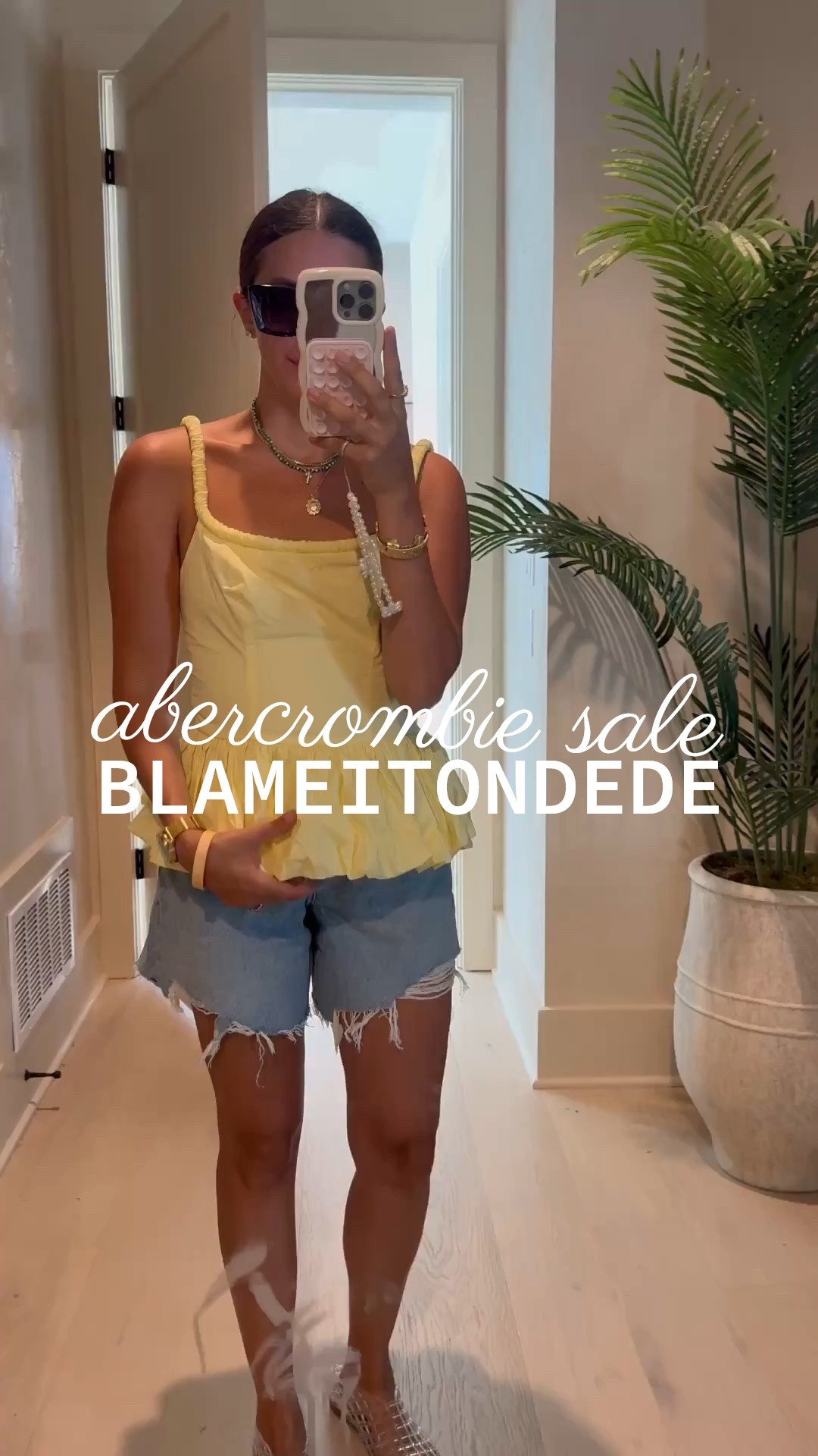 Top: small
Shorts: 28



#LTKSaleAlert #LTKFindsUnder50 #LTKFindsUnder100