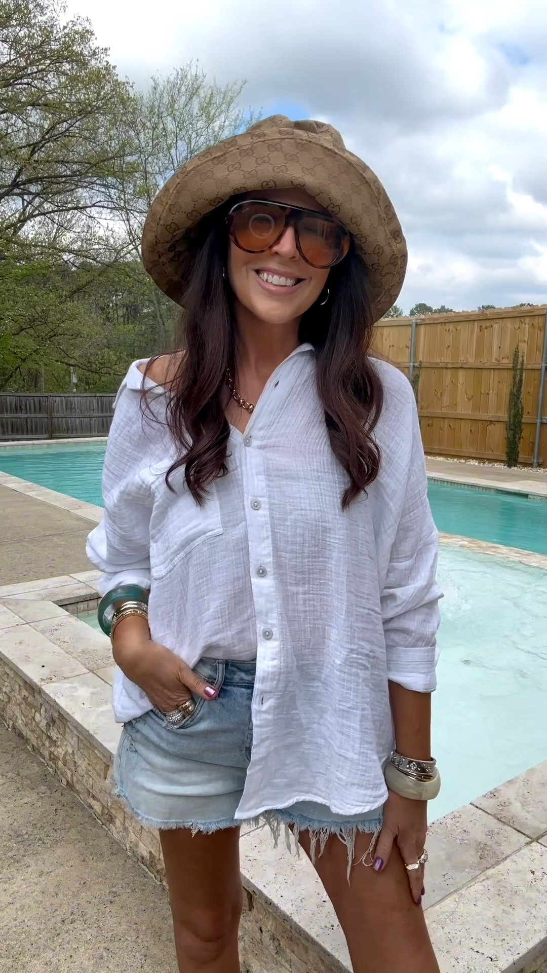 Gucci hat: vintage, can be found on PoshMark 
Shirt: size small aerie 
Shorts: old; mica brand 
Sunglasses: Amazon 

#LTKOver40 #LTKootd #LTKTall