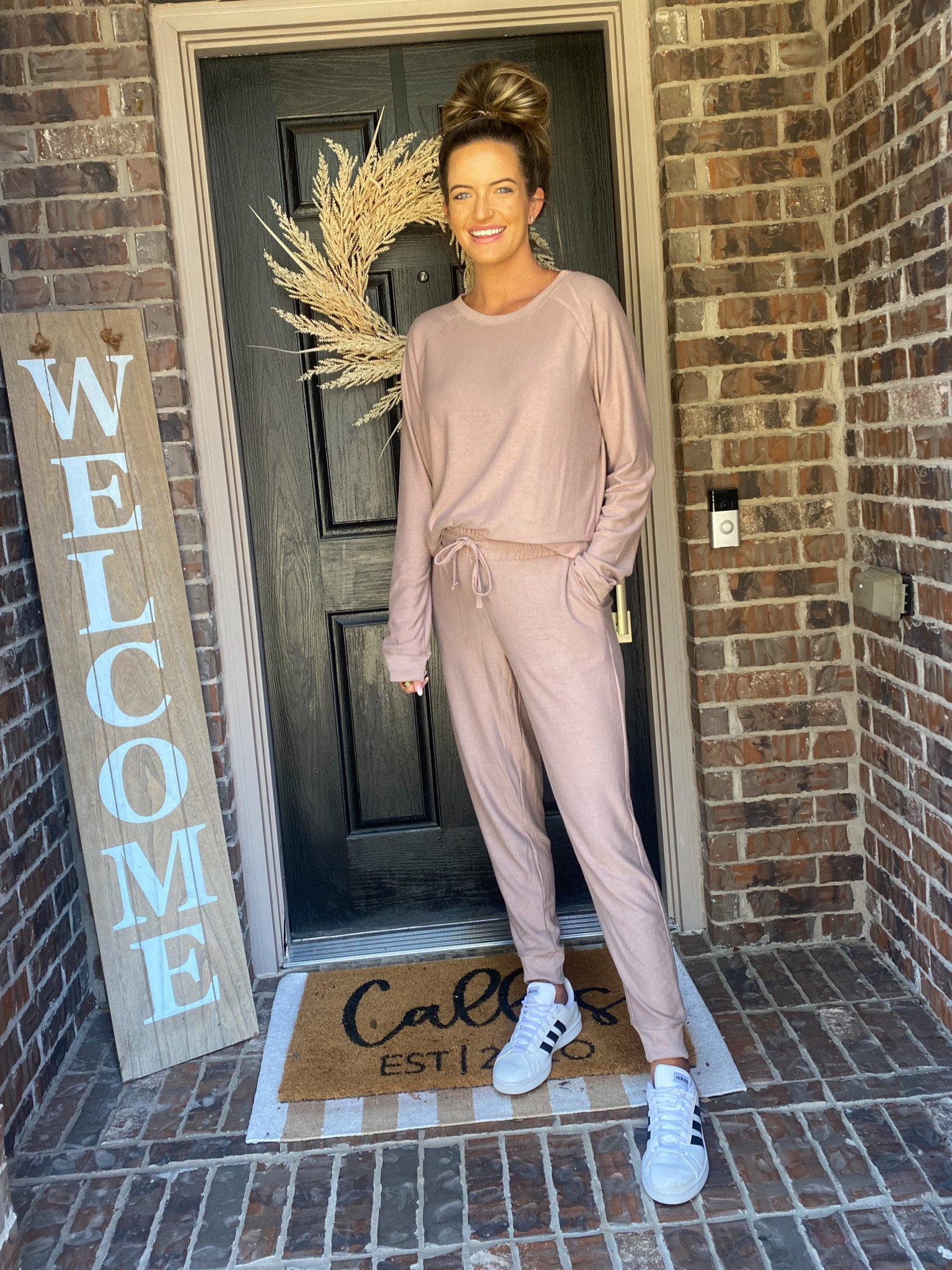 Lounge set, maternity lounge set, pregnancy style, casual style, comfy style 

#LTKshoecrush #LTKstyletip #LTKbump