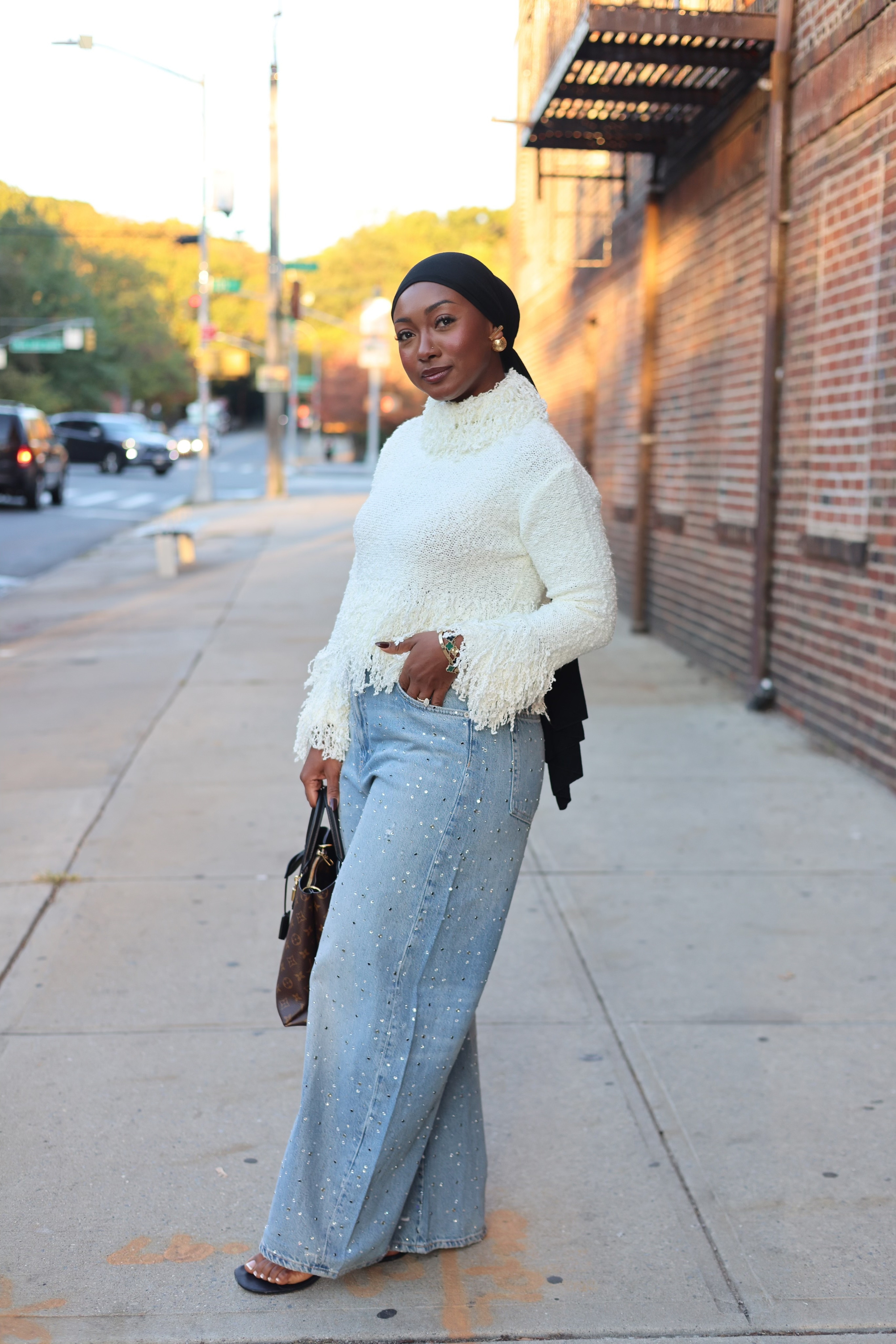 Autumn layers, New York flair. ✨ My favorite look of the season (so far).

 

#LTKStyleTip #LTKSeasonal #LTKFindsUnder100