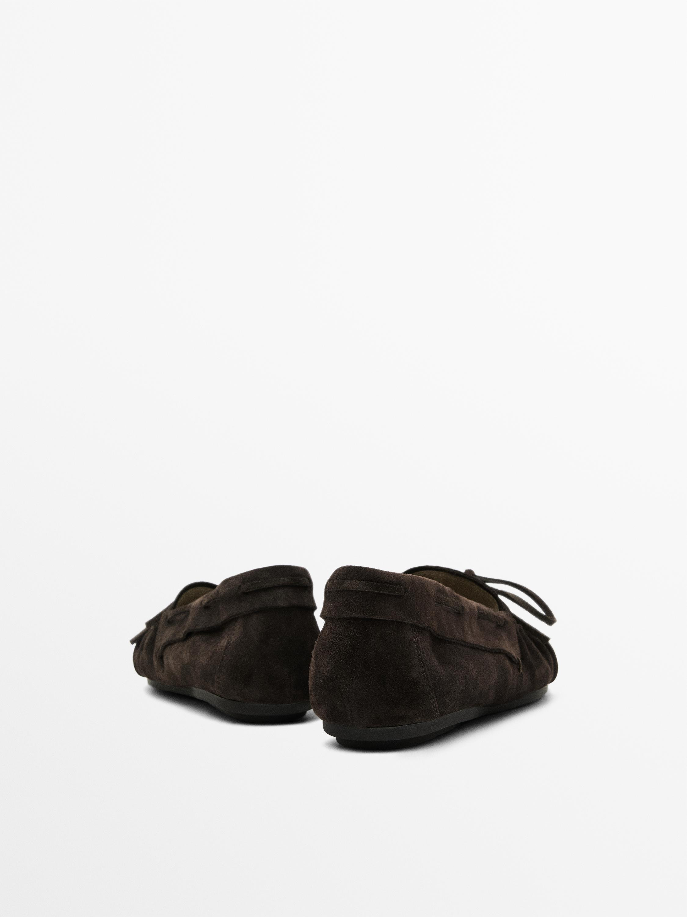 Split leather loafers with gathered bow | Massimo Dutti UK