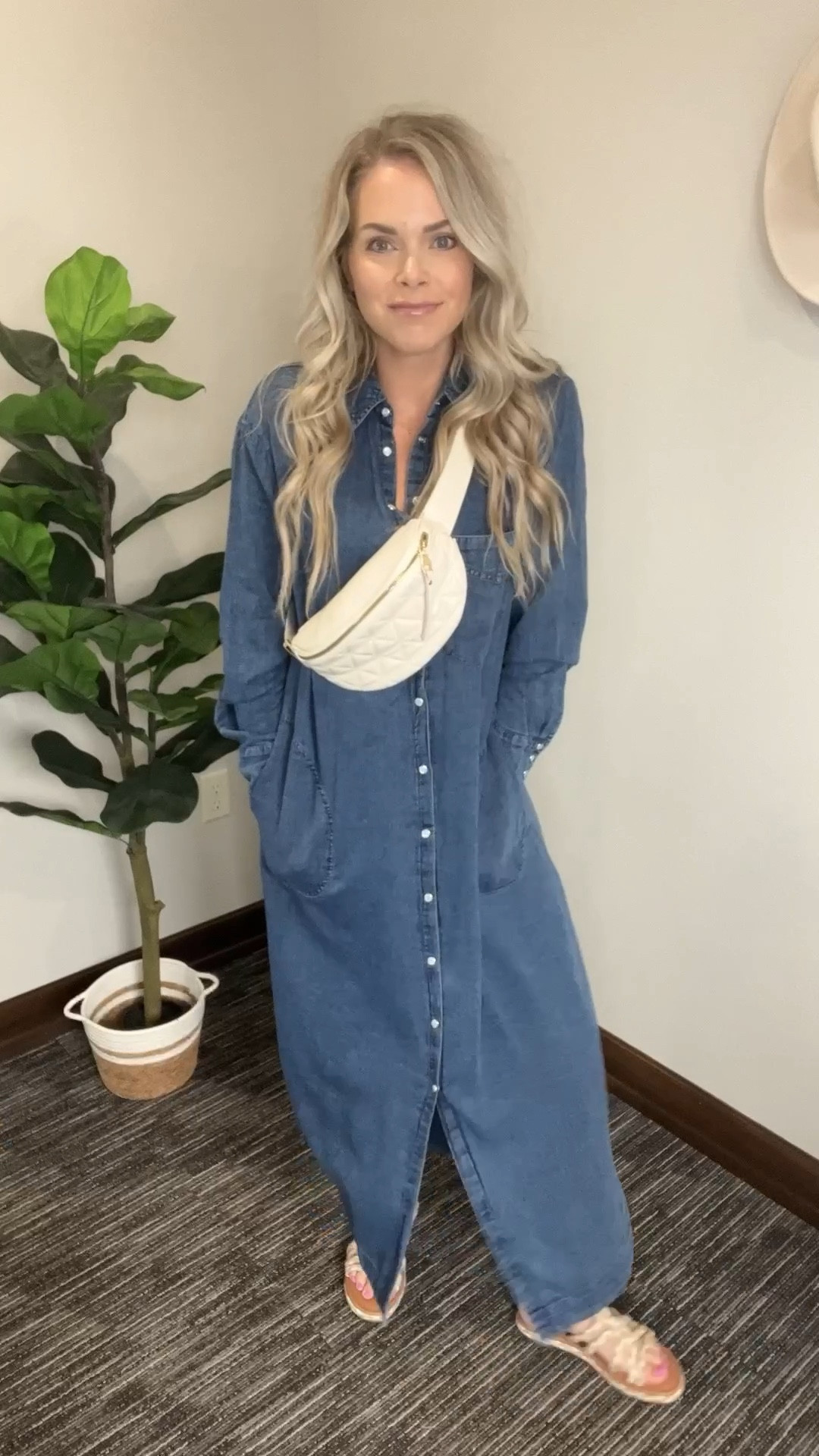 Long denim dress, wearing small but could do XS so size down! 

#LTKBacktoSchool #LTKFind #LTKSeasonal