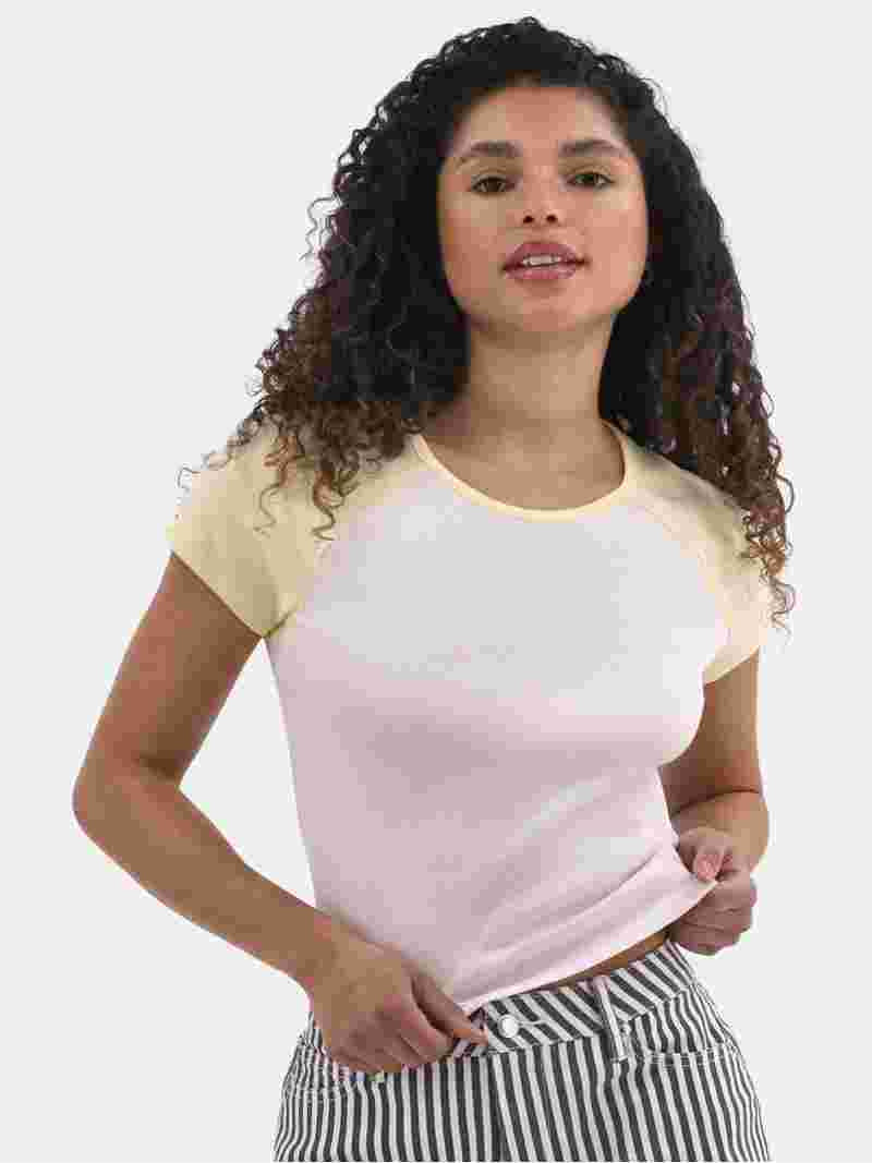 No Boundaries Raglan Cotton Baby Tee with Short Sleeves, Women's | Walmart (US)