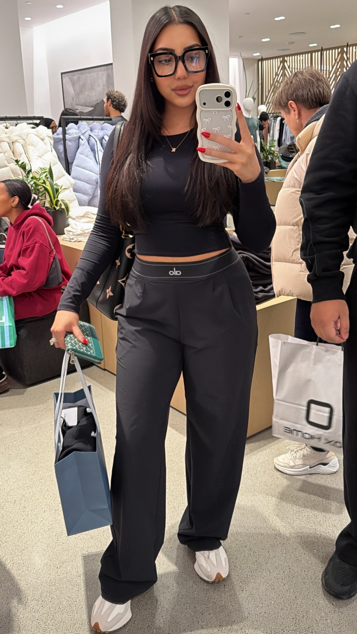 Full outfit tagged below. Wearing size small in both. 

#LTKsale #LTKcanada