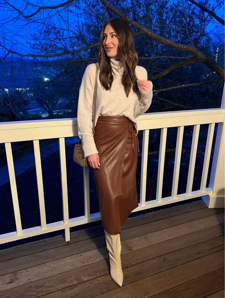 Wore this look in Napa for dinner at @bistrojeanty . Love this leather midi so much and it really hasn’t gotten enough love this season. This exact one is almost gone but I linked similar! 

#LTKshoecrush #LTKtravel #LTKstyletip