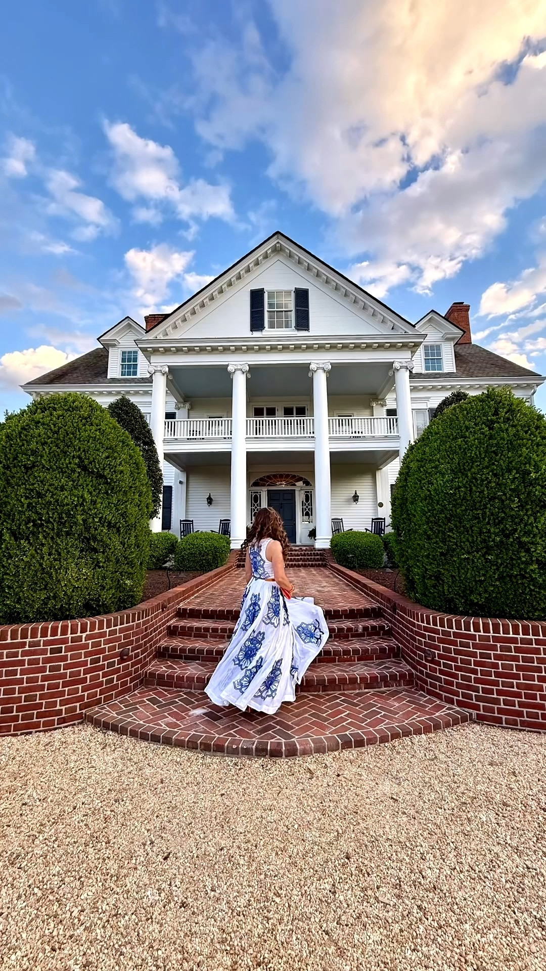 Date Night for our anniversary took us to a historic bed and breakfast in VA. the Inn at Warner Hall and their new restaurant Austin’s. I wore an oldie but a goodie gown and found a few on Poshmark and so many pretty one similar 💙

#LTKTravel #LTKootd #LTKdayinmylife
