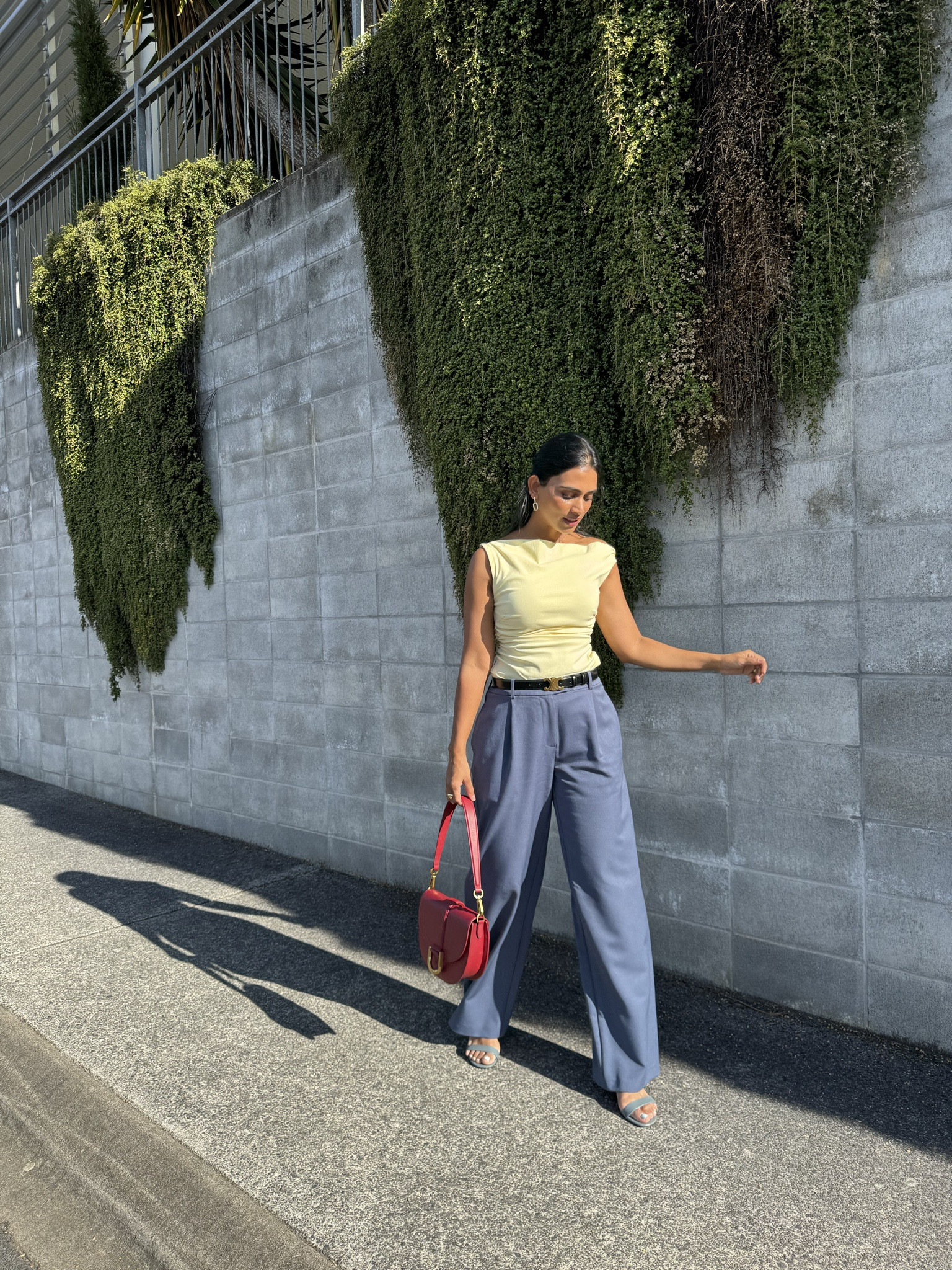 Chic Office Vibes. Wearing size 8 pants and size 6 in top 

#LTKworkwear #LTKfindsunder50 #LTKfindsunder100