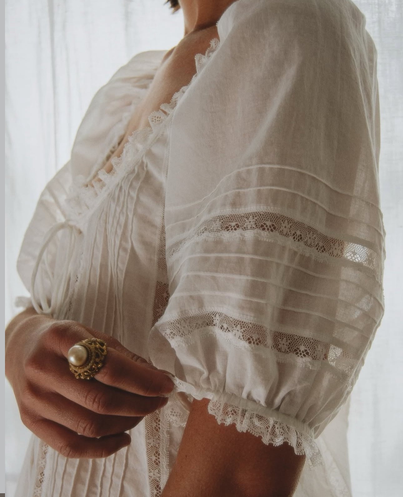 This top is giving all the vintage vibes I’m obsessed! 

#LTKStyleTip #LTKFindsUnder100 #LTKFindsUnder50