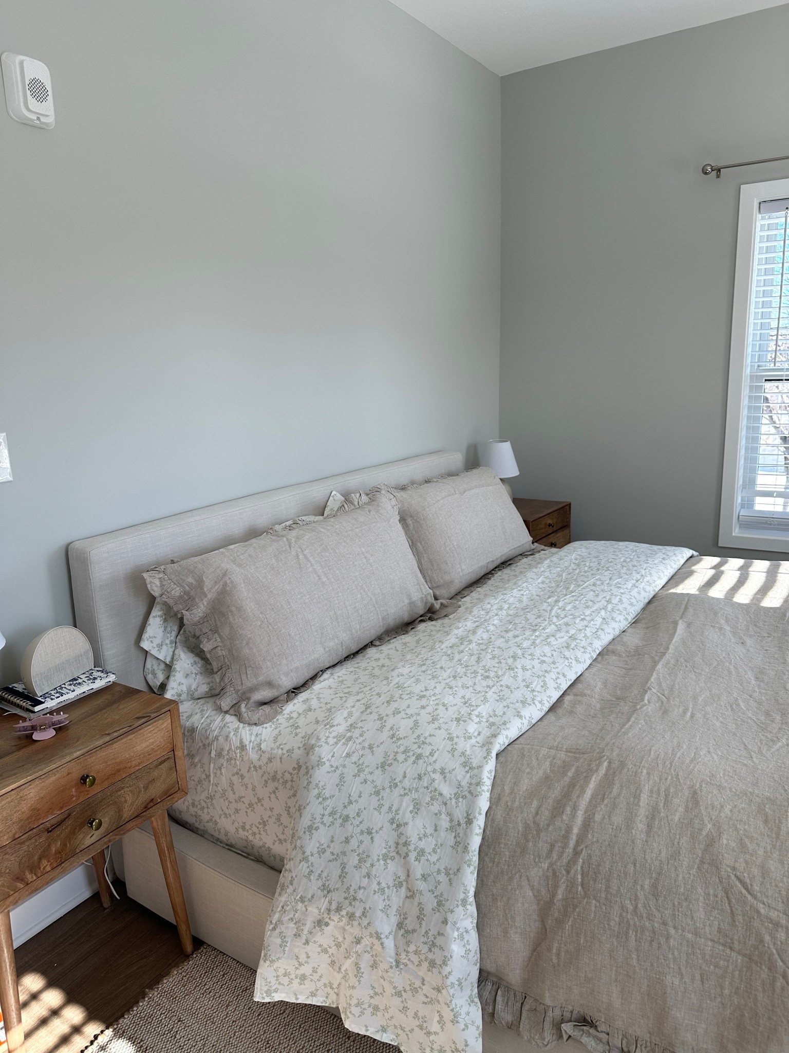 Spring bedding!!! Everything is Amazon 🤍🌿

#LTKSeasonal #LTKSaleAlert #LTKHome