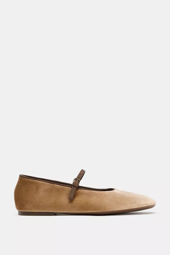 VELVET EFFECT BALLET FLATS | Zara UK