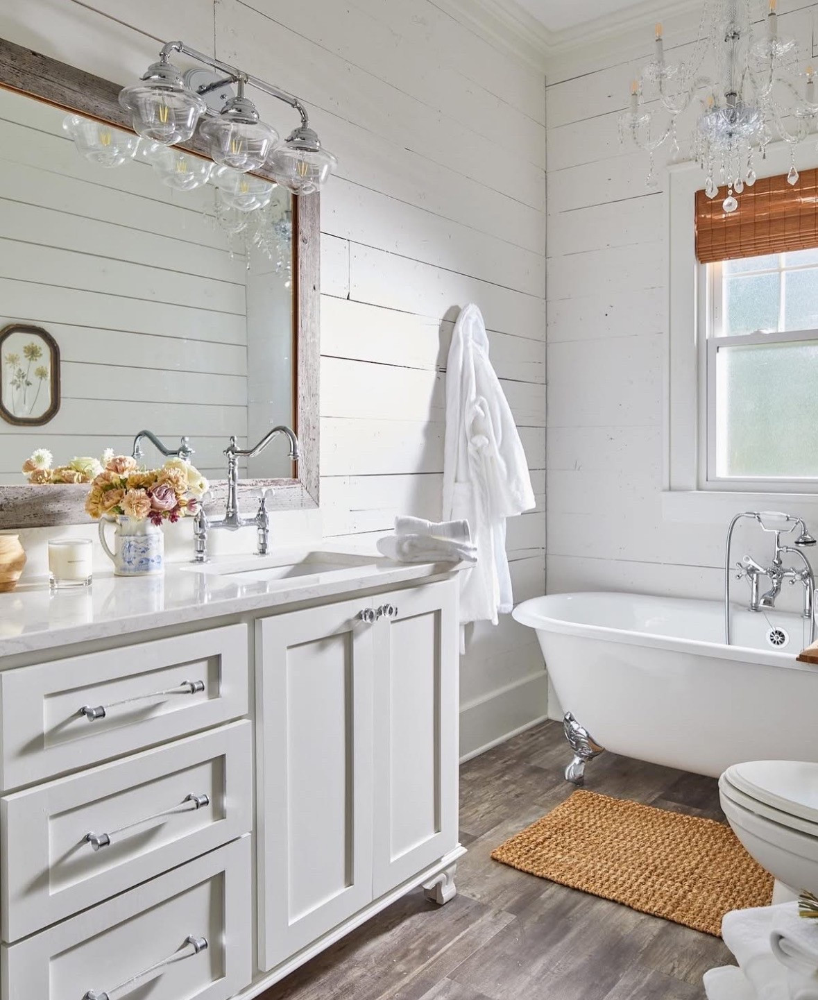 Nancy Meyers bathroom Aesthetic 

Home, home decor, bathroom, bathroom decor, robes, bathtub, counter space, vanity




#LTKHome #LTKOver40 #LTKStyleTip