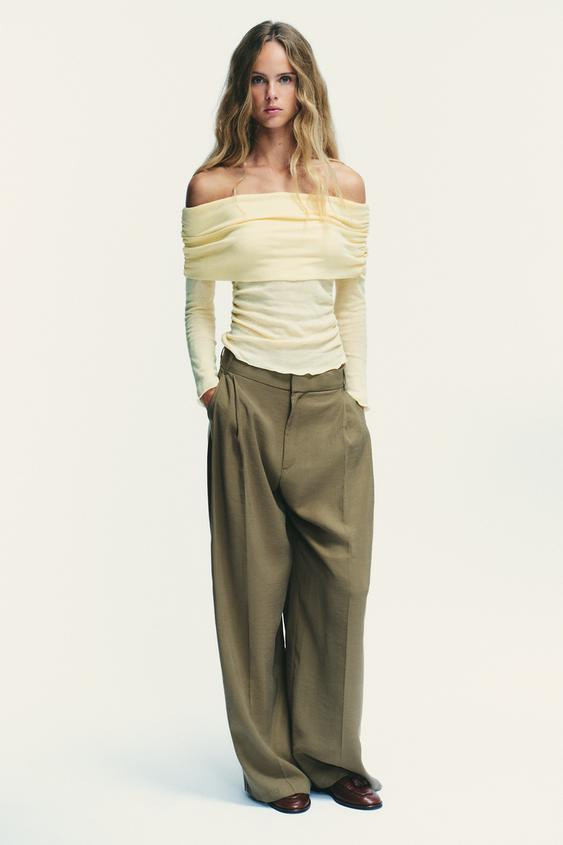 STRAPLESS RUCHED TOP | Zara US