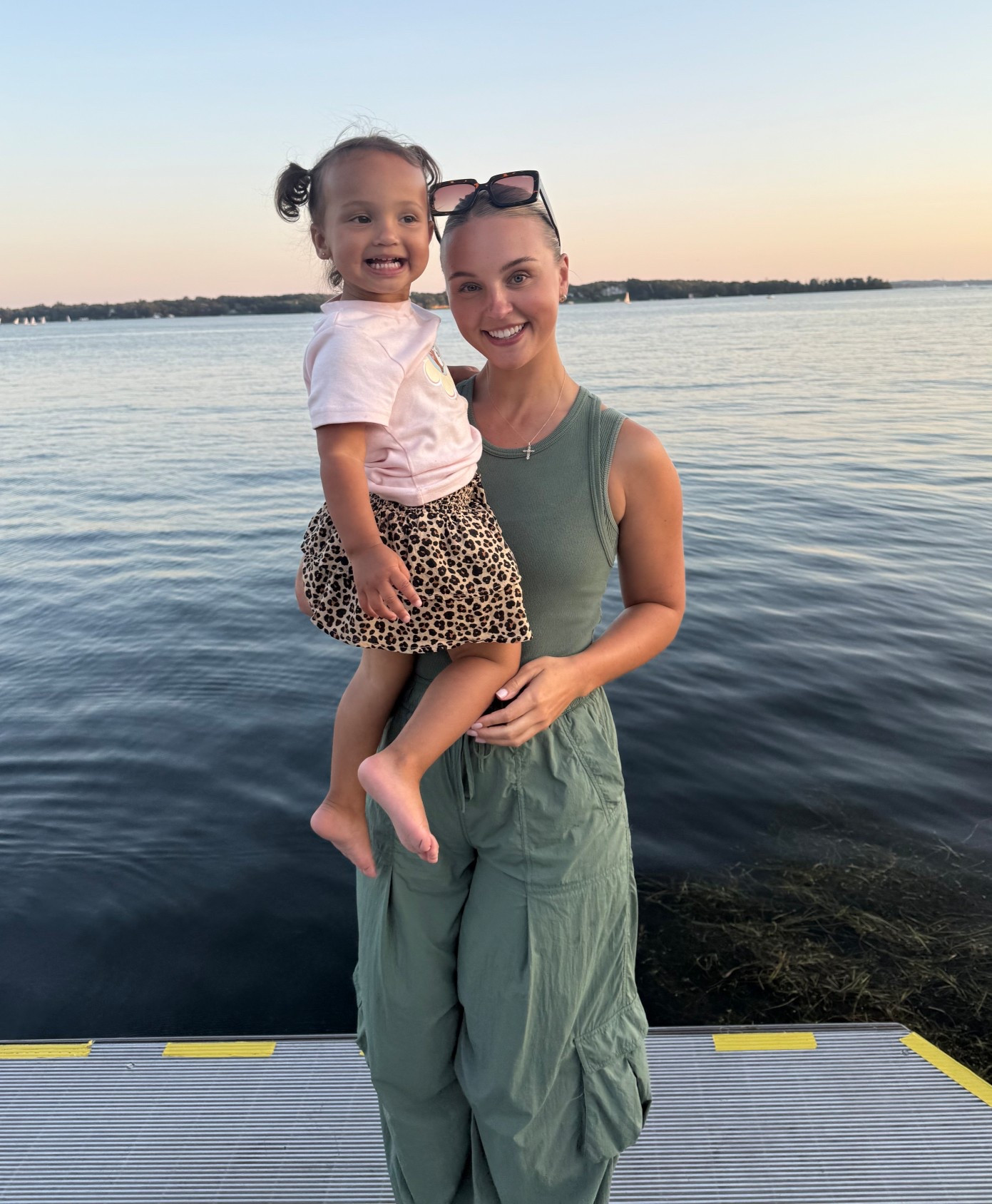 Because what mom wants to pick out an outfit! Throw on a Jumper instead 💚

#LTKActive #LTKStyleTip #LTKTravel