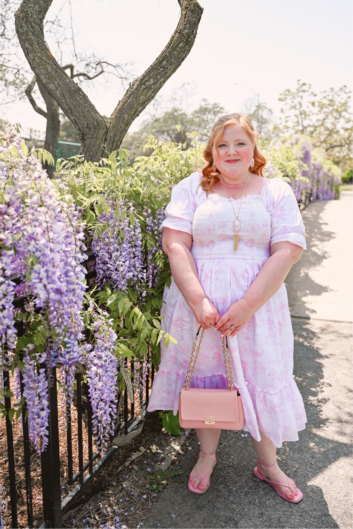 Romantic summer outfit idea 🎀

Dress @ivycityco
15% OFF at #IvyCityCo with WITHWONDERANDWHIMSY15
Jewelry @kendrascott 
Carlyle Bag @katespadeny 
Sandals @stevemadden 



#LTKwedding #LTKcurves #LTKSeasonal