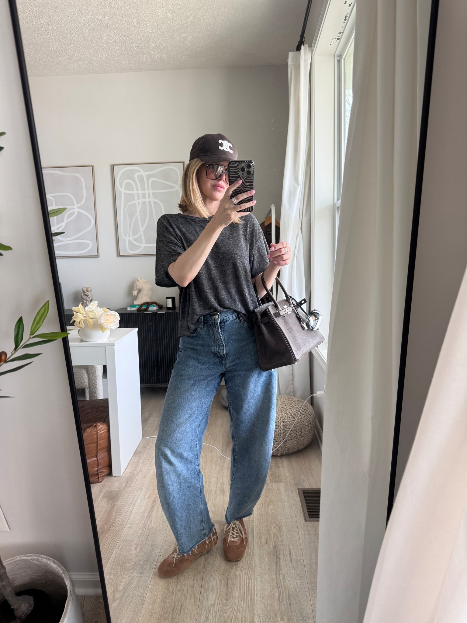 Comfy everyday outfit 

#LTKootd #LTKTravel #LTKOver40