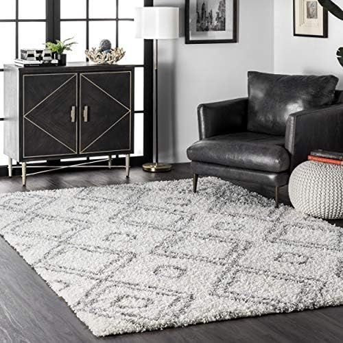 nuLOOM Shag Rug, 7 x 10', White | Amazon (US)