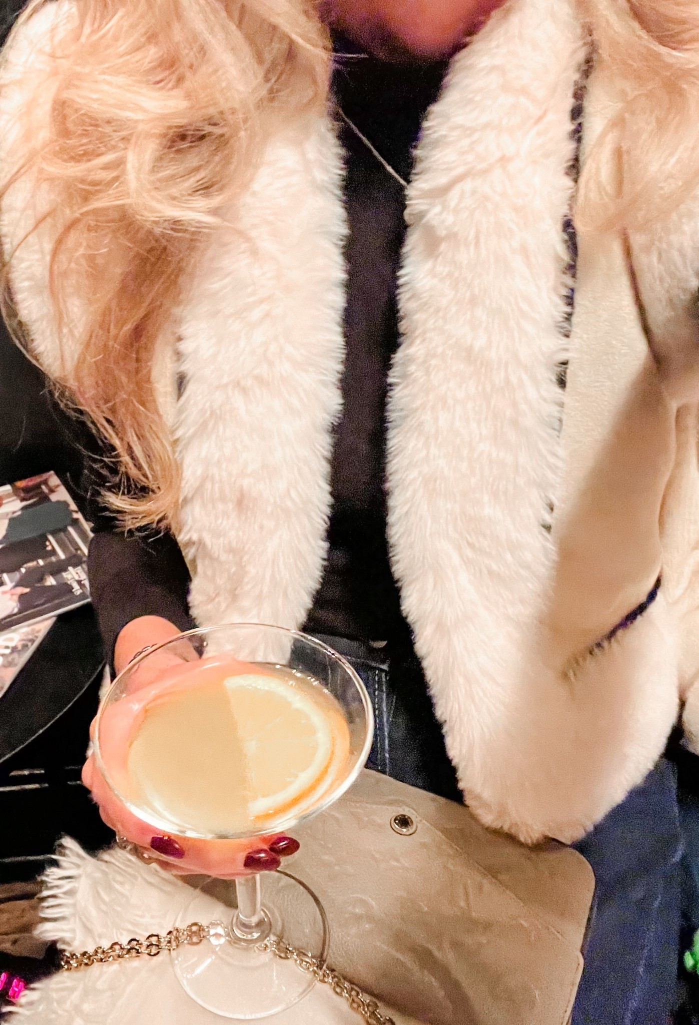 Vest fur vest cream vest mom style mom outfit 

#LTKmomlife #LTKHoliday