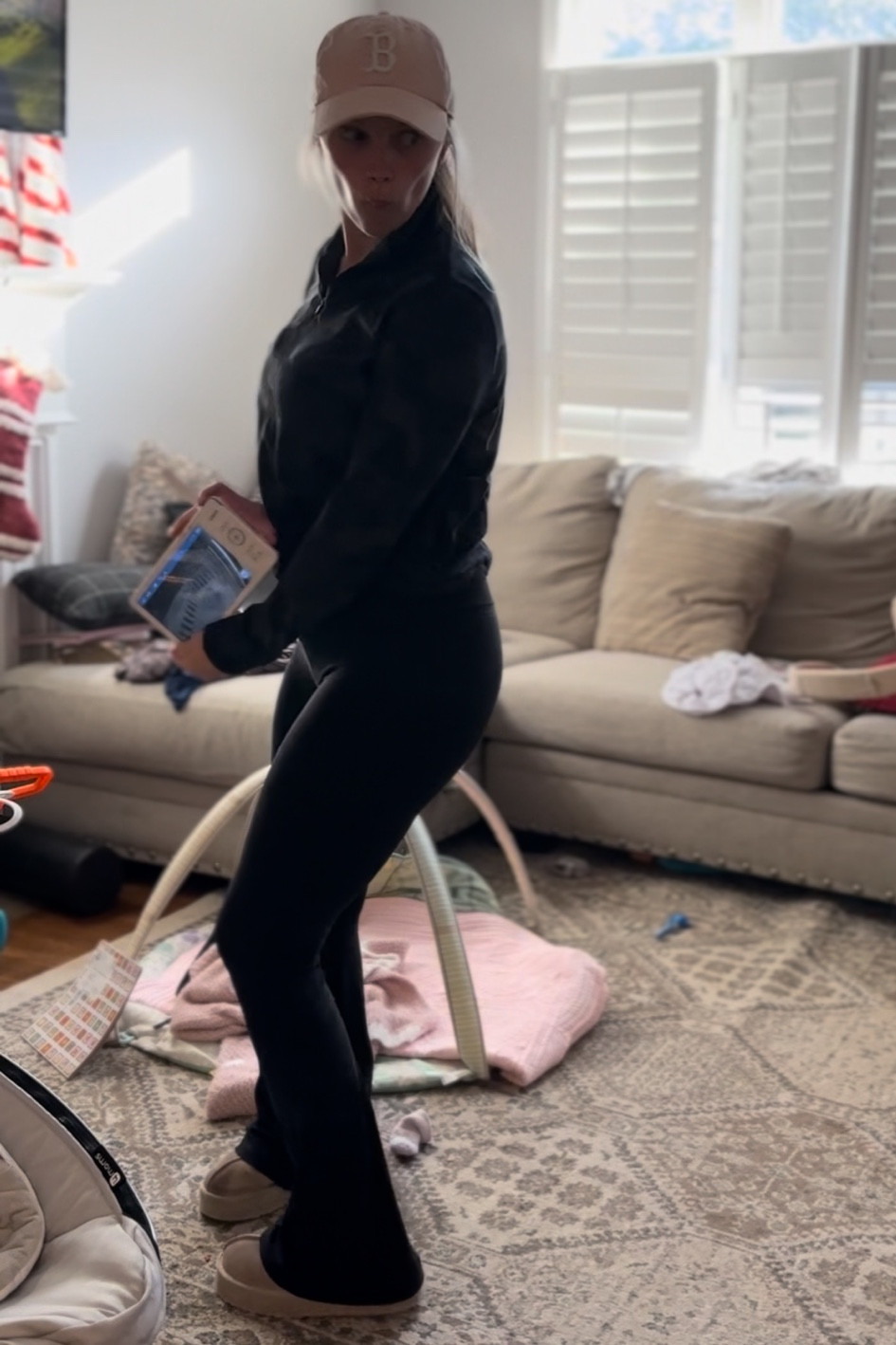 Aerie pants 🤍

#LTKFitness #LTKFamily

#LTKActive #LTKGiftGuide #LTKCyberWeek