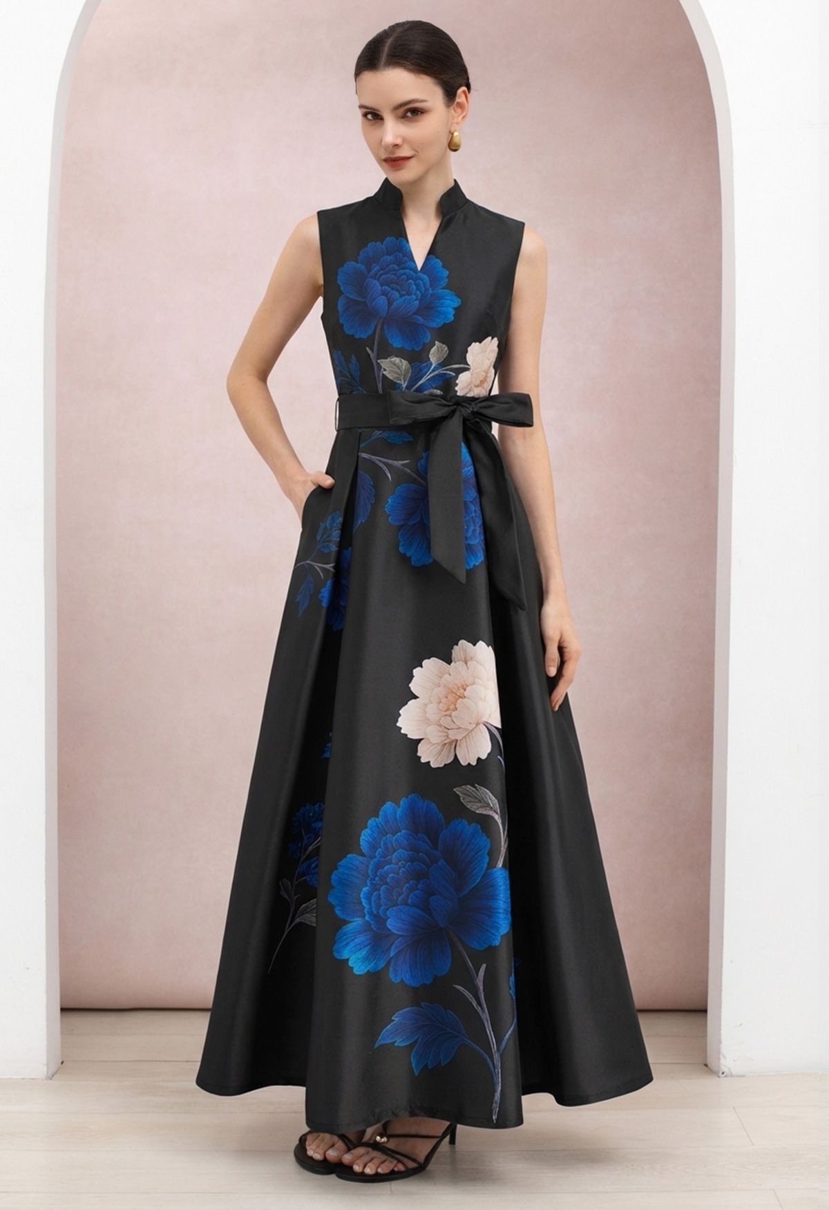Regal Peony Print Tie-Waist Sleeveless Maxi Dress in Black for Exclusive Celebrations & Corporate... | Chicwish