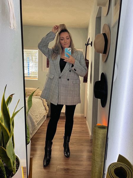 Definitely a new favorite Winter outfit. 👌🏼 And if you haven’t seen the Amber Lancaster bangs tip, you need to!

Fall Boots, Winter boots, Going out outfit, Bar outfit, Classy, Women’s clothing, Boho bedroom decor, Home decor, Suede hat, Hair, Oversized Blazer

#LTKfindsunder100 #LTKhome #LTKmidsize