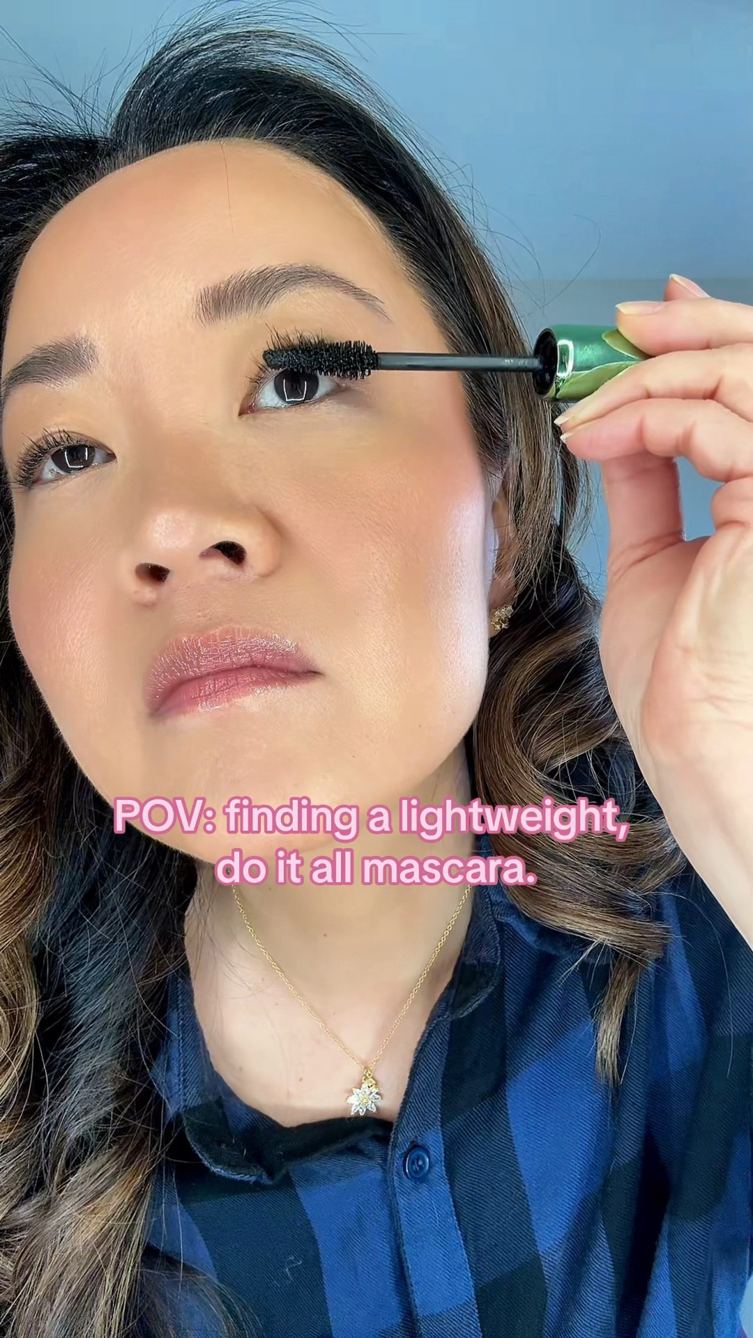 There’s little extension fibers in this lightweight mascara!

#LTKVideo #LTKOver40 #LTKBeauty