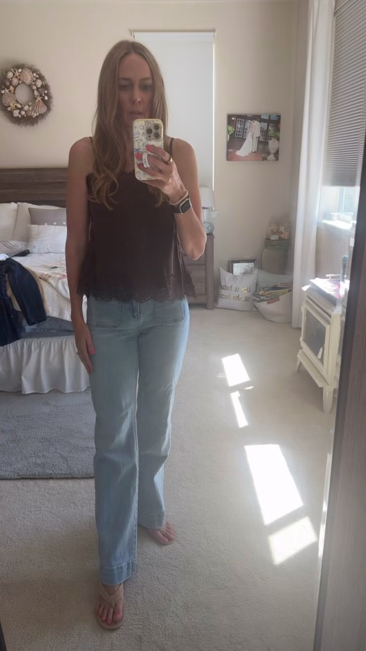 Use code SusieL40 now through 8/25 to get 40% off SITEWIDE! 
@Vici #tallgirlfashion #fallfashion #middleagedmomfashion #tallgirloutfit

#LTKSaleAlert #LTKTall #LTKOver40