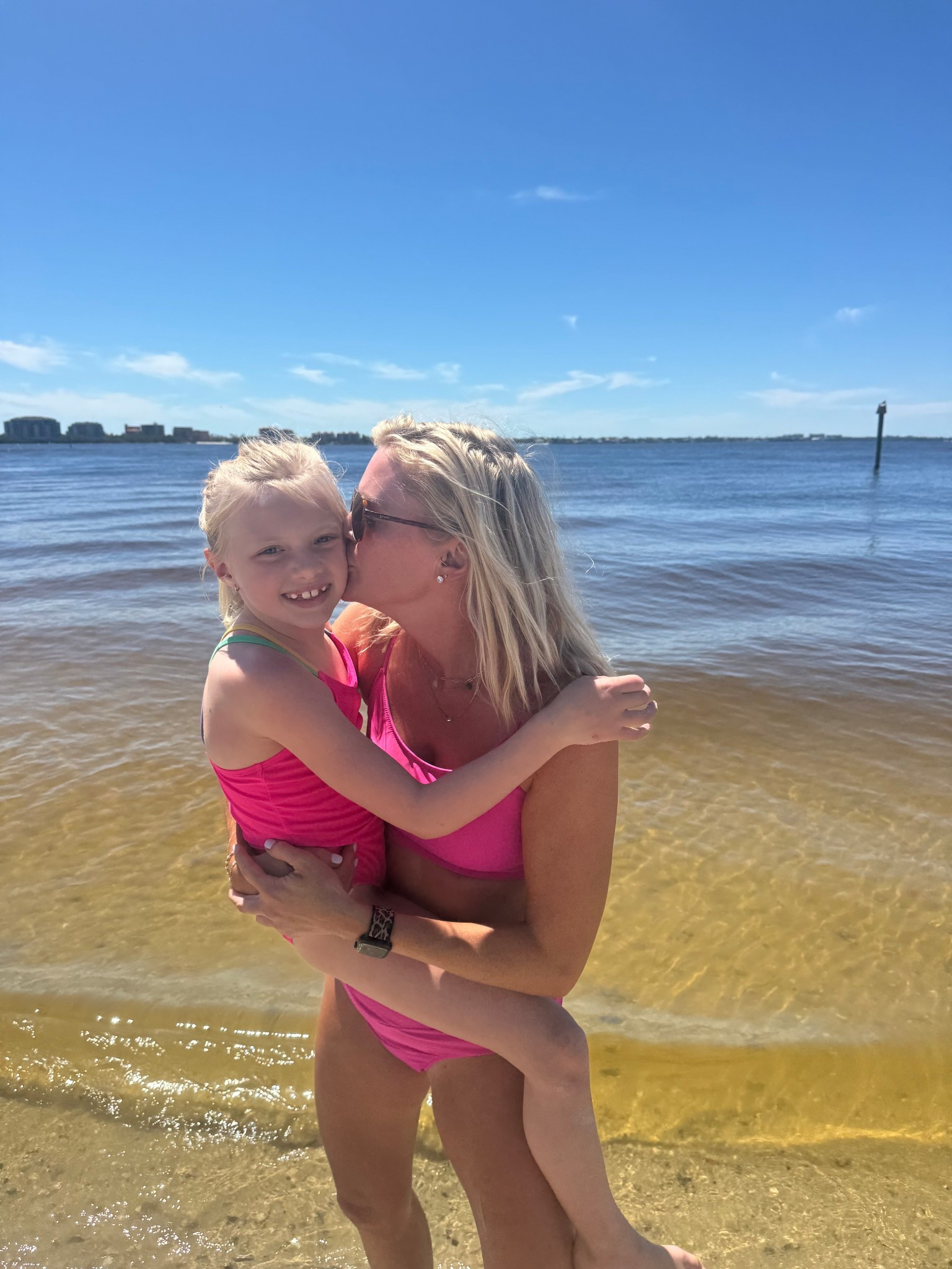 My favorite yoga top swimsuit. No muffin top and comes in all the best colors! 🩷👙

#momlife #swimsuits #travel #yoga #beach #resortwear #swim #LTK

#LTKSaleAlert #LTKTravel #LTKFamily