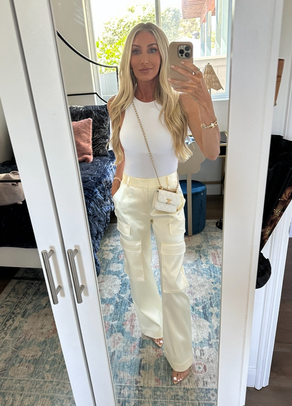 Million Dollar Listing cute daytime fit 🤍

#LTKWorkwear #LTKStyleTip #LTKItBag