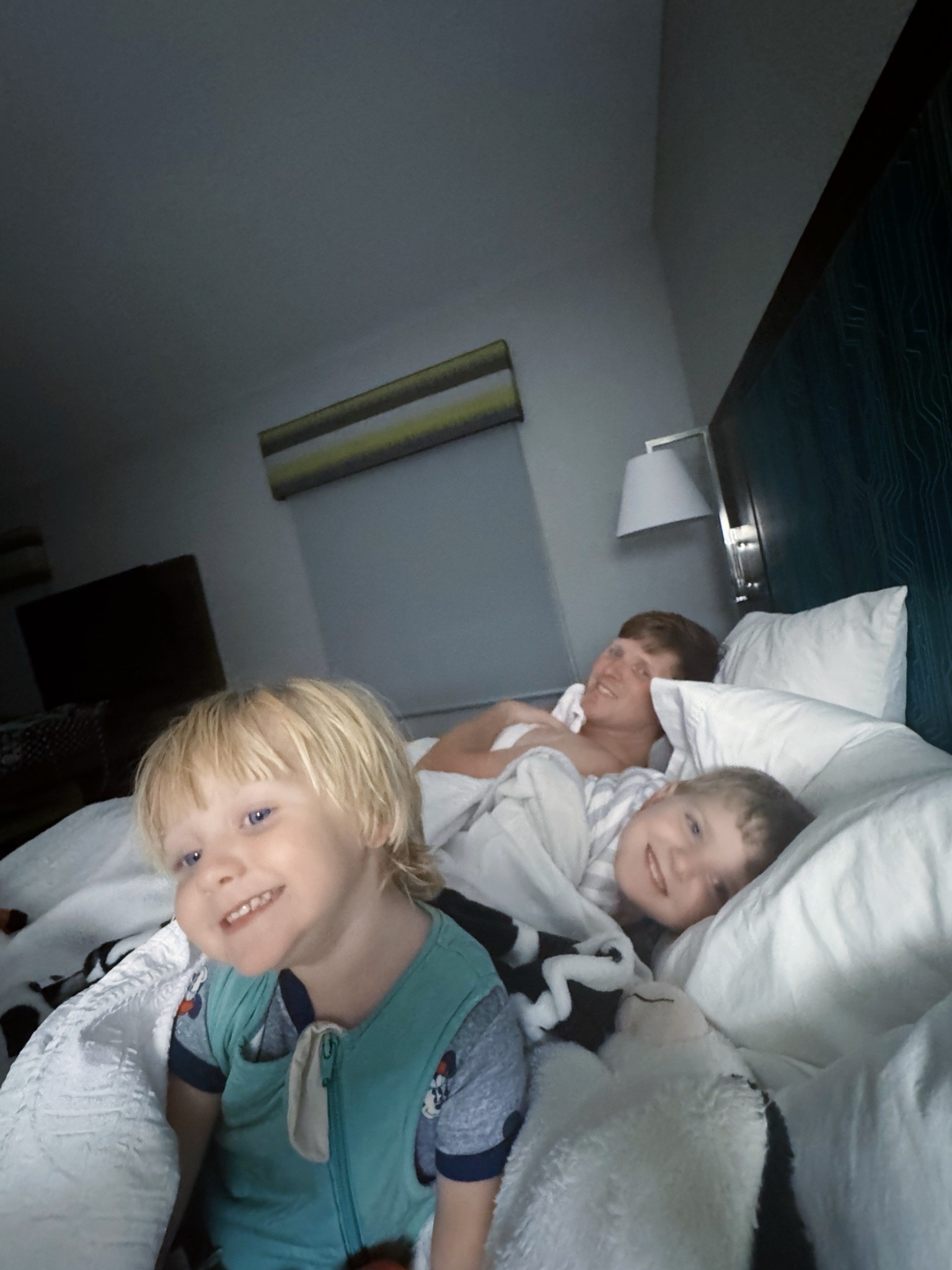 Comfy and cozy all snuggled up together in the HOTEL 🏨 bed 🛌 - they think this is the best thing ever!!! 🥰🤭❤️